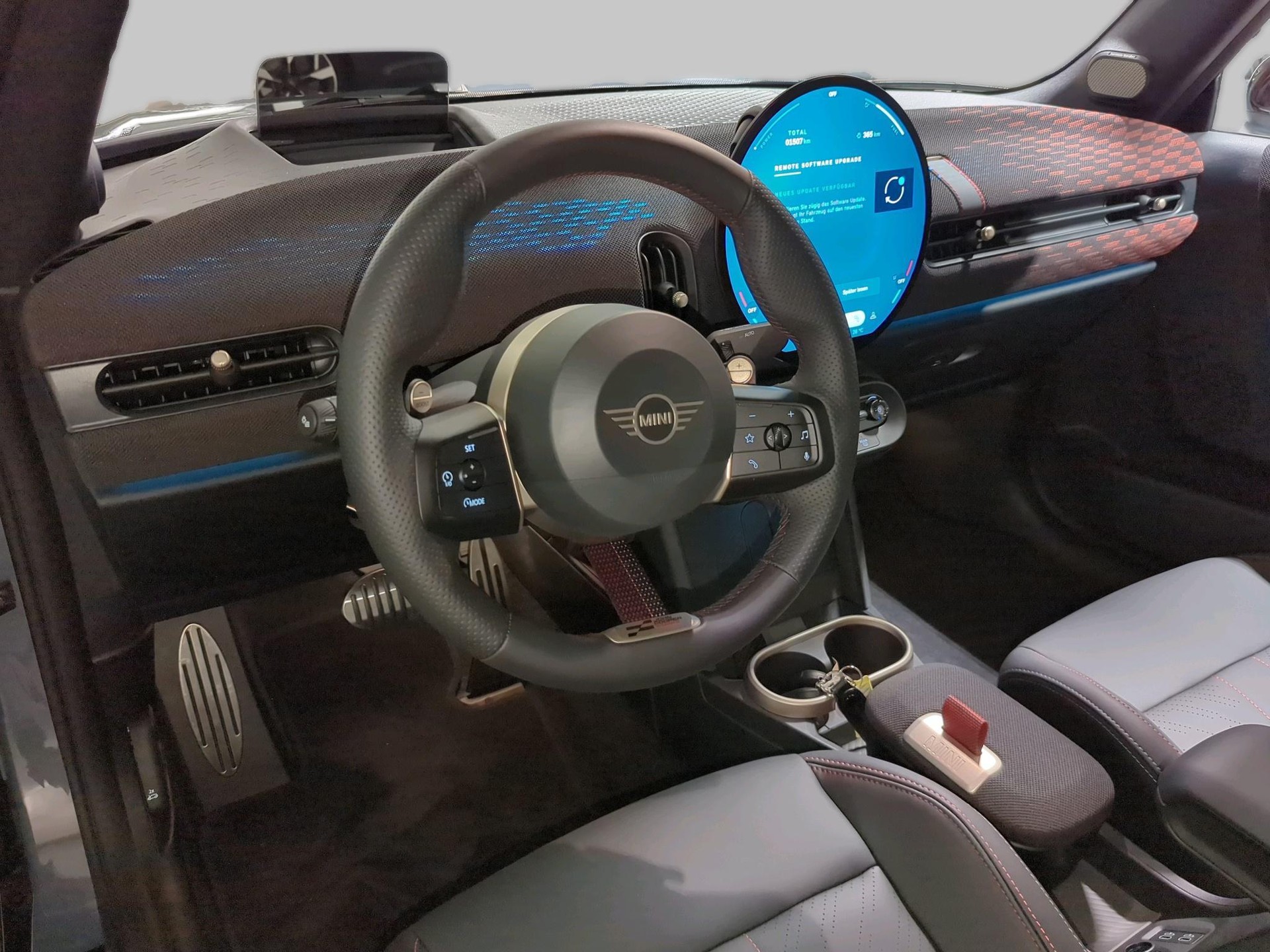 MINI John Cooper Works Cabrio-image-10