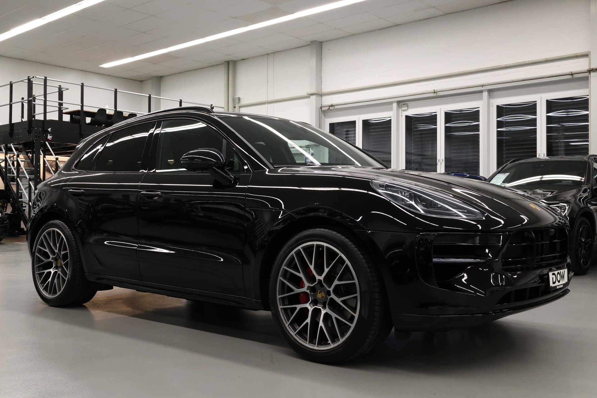 PORSCHE Macan 2.9 V6 GTS-image-1