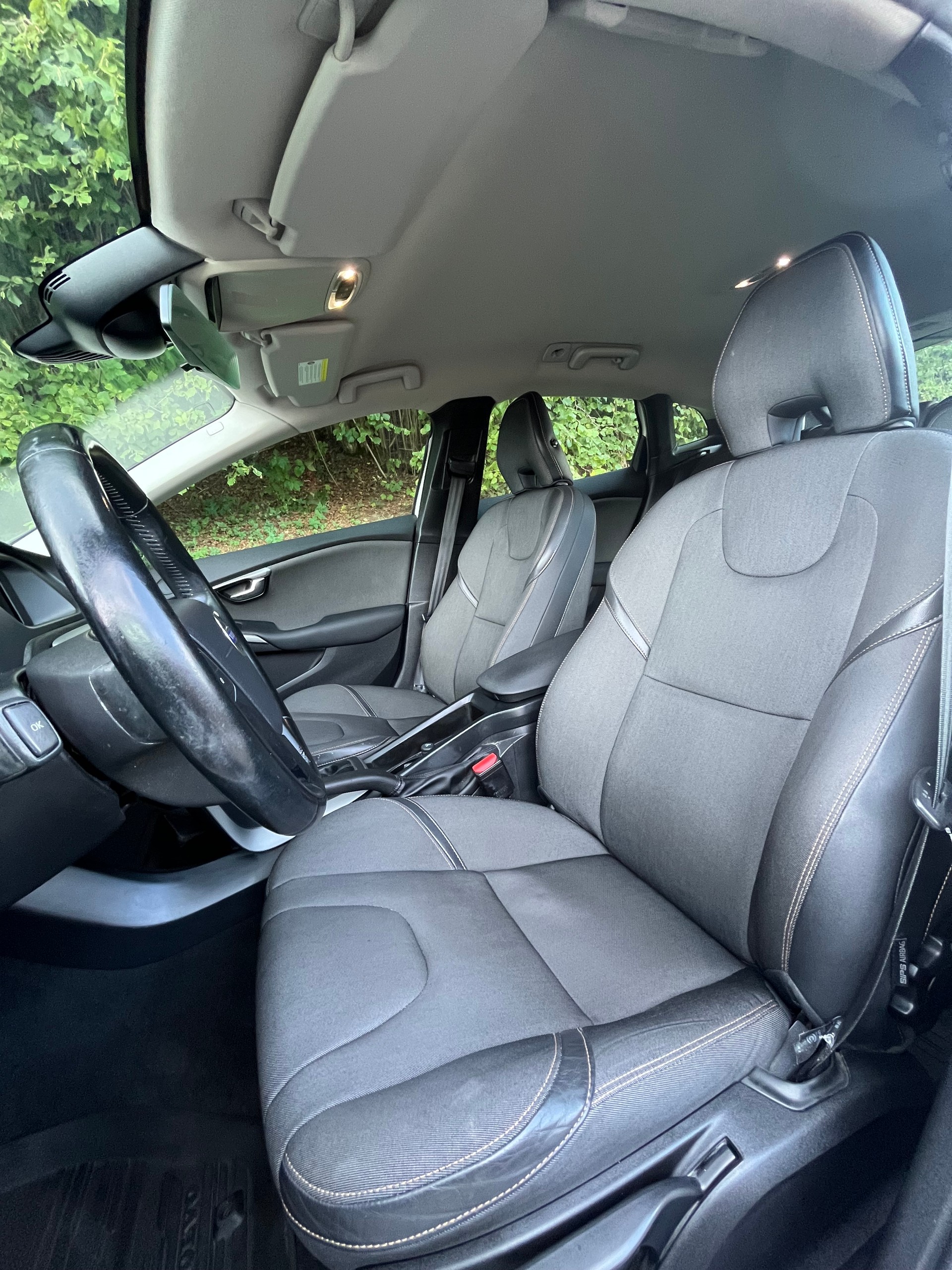 VOLVO V40 Cross Country T4 2.0 AWD Summum Geartronic-image-7