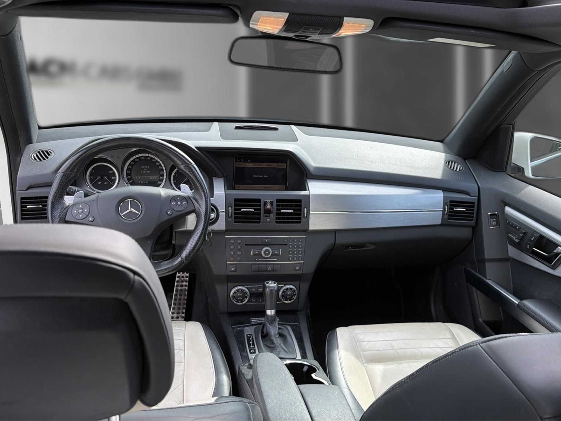 MERCEDES-BENZ GLK 350 4Matic 7G-Tronic-image-12