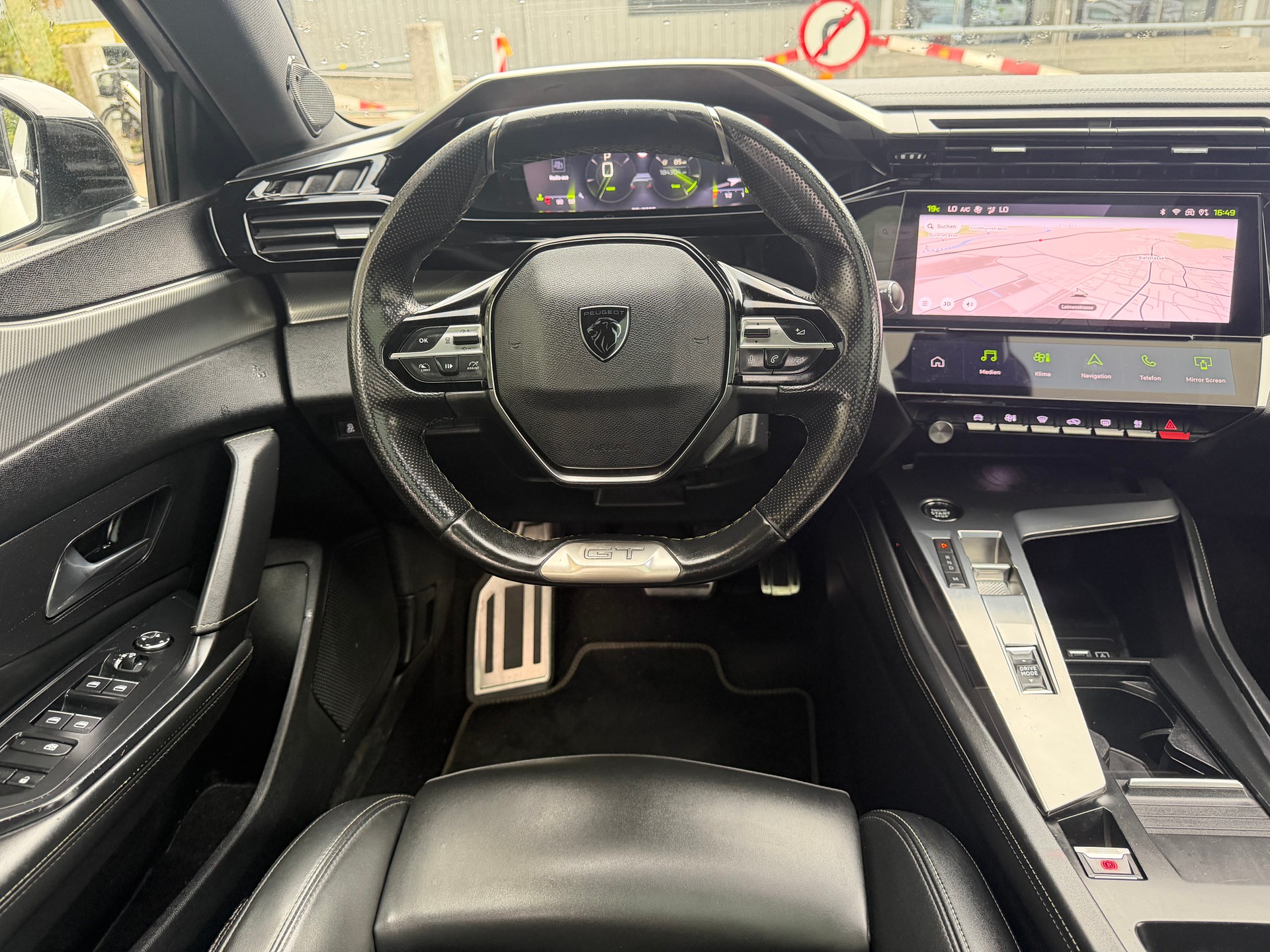 PEUGEOT 308 1.5 BlueHDI GT EAT8 ** G. Navi * LED * Klima-auto * MF-Lenkrad - Tempomat * PDC V&H * Ab MFK-image-3