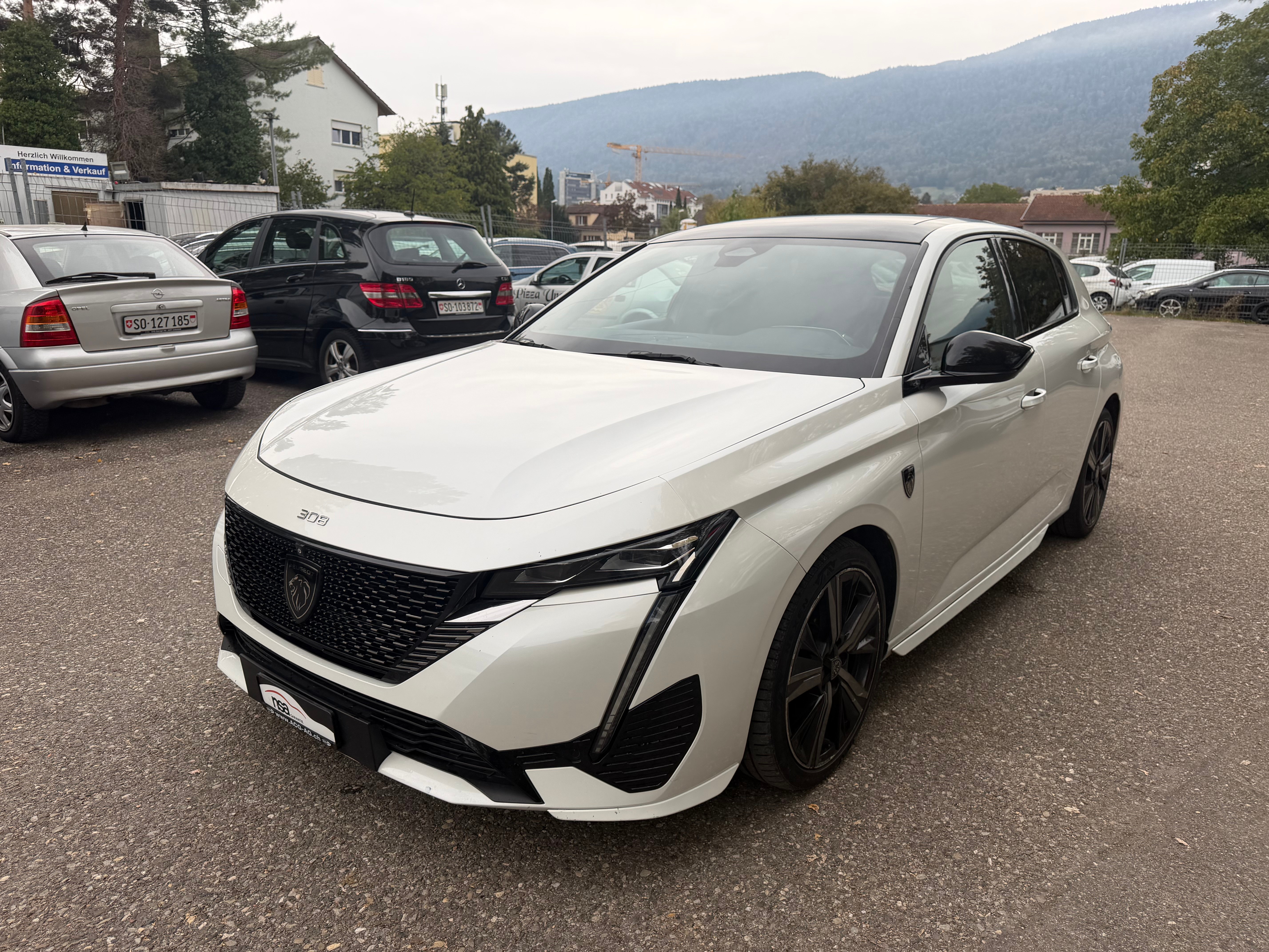 Car photo
