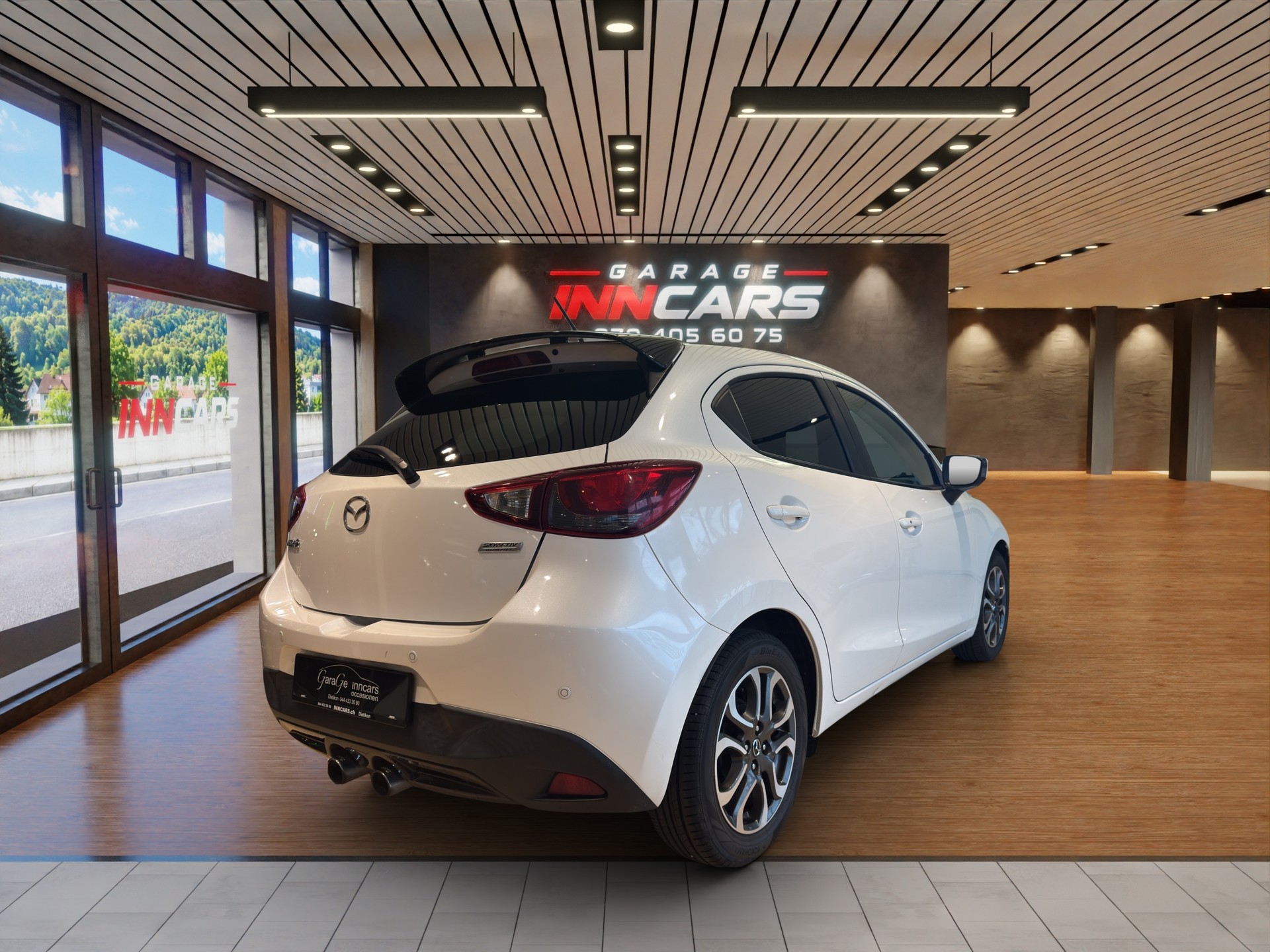MAZDA 2 1.5i 16V Skyactiv-G Revolution Drive-image-1