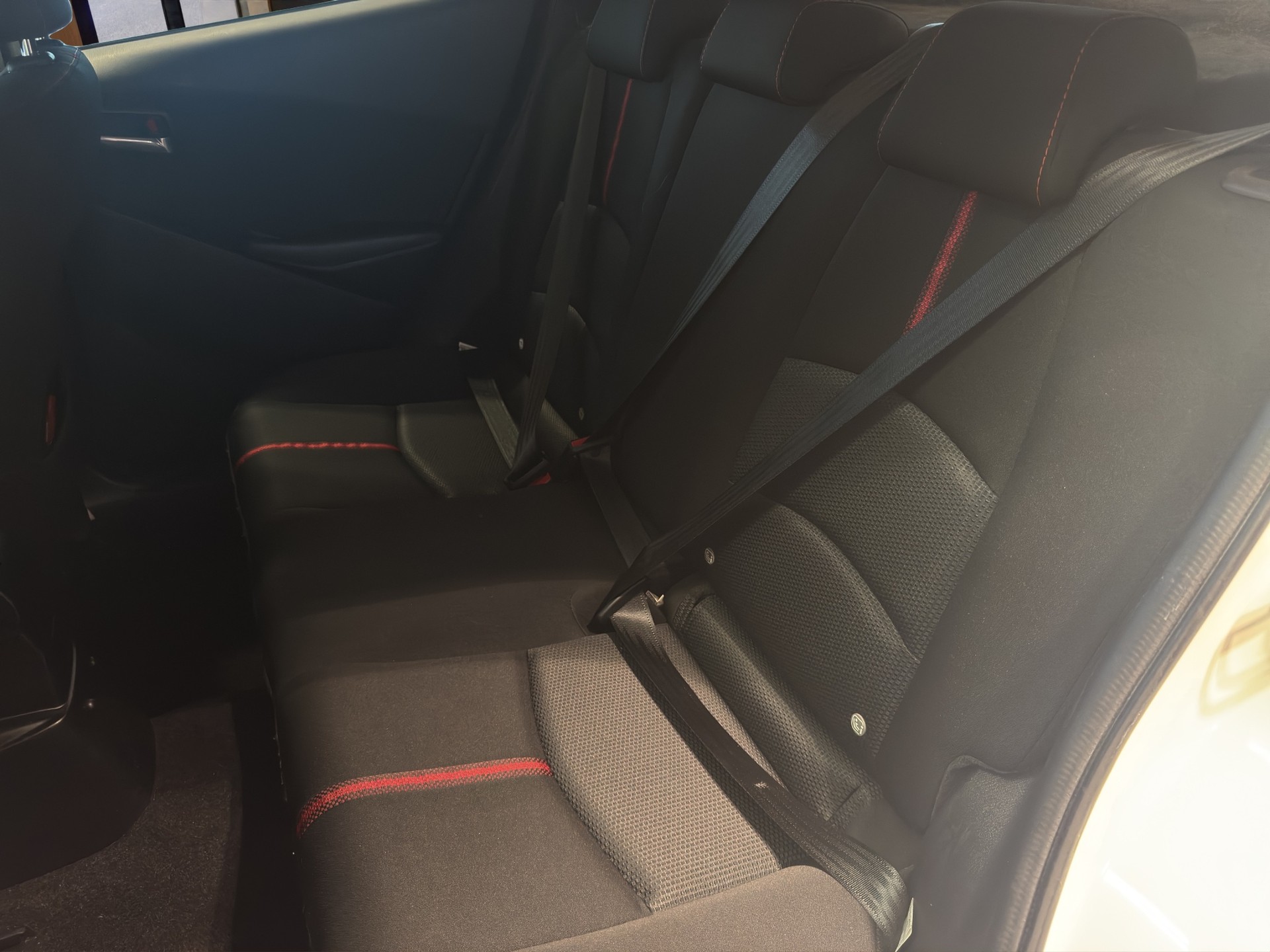 MAZDA 2 1.5i 16V Skyactiv-G Revolution Drive-image-10