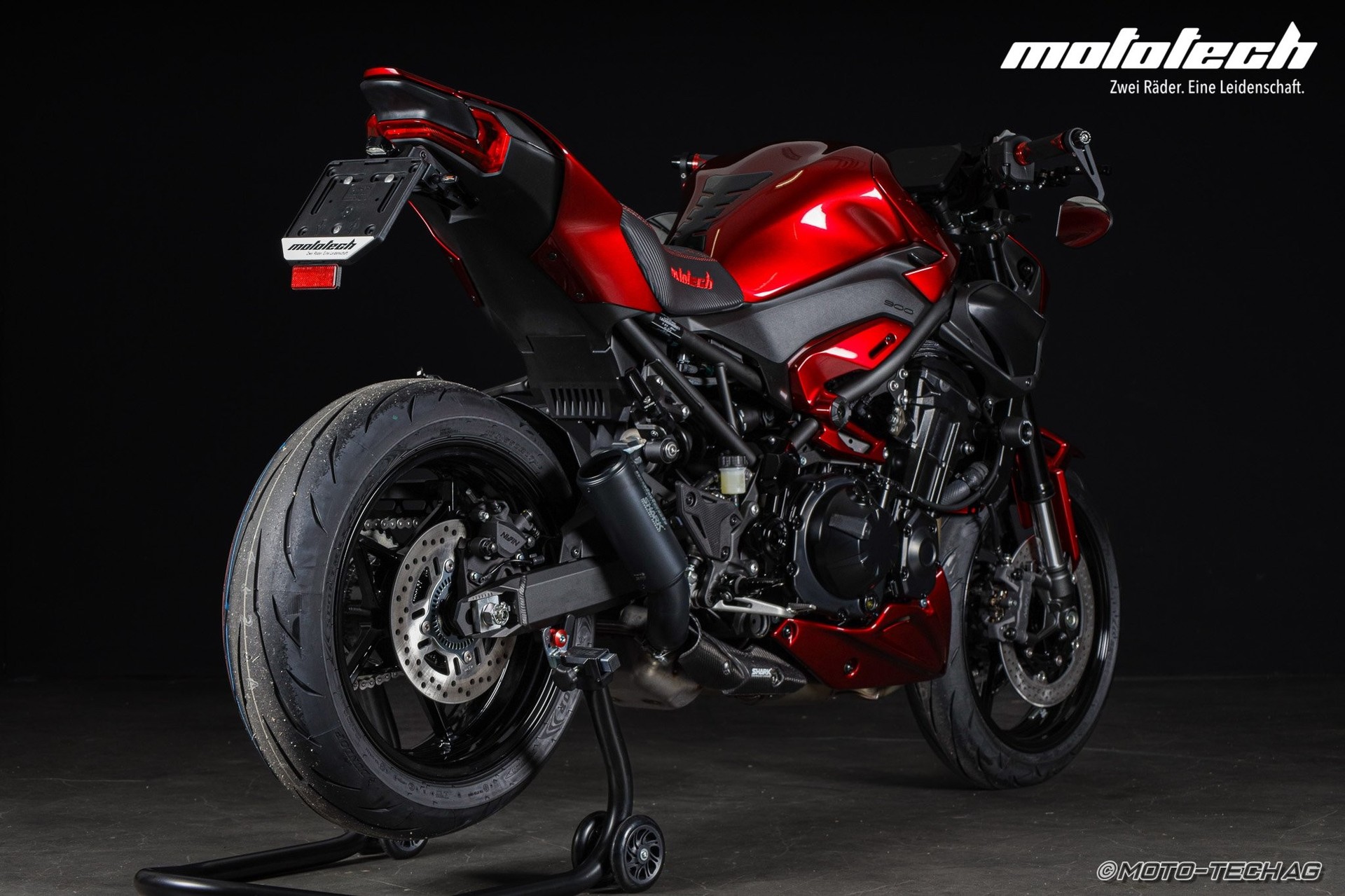KAWASAKI Z 900 (35/91kW) STAGE 1 Candy Red-showroom-element-2