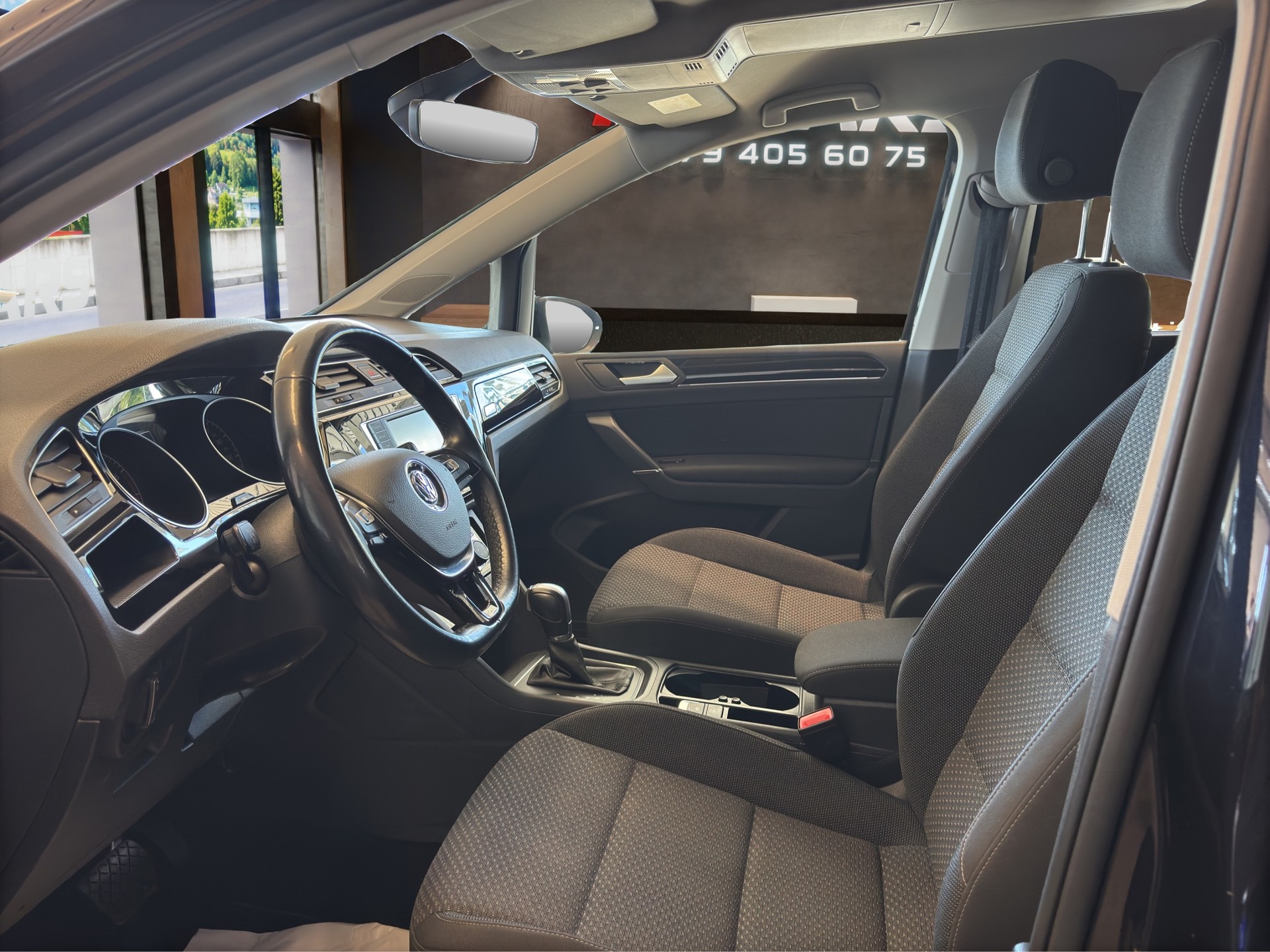 VW Touran 1.4 TSI BlueMotion Technology Comfortline DSG-image-5