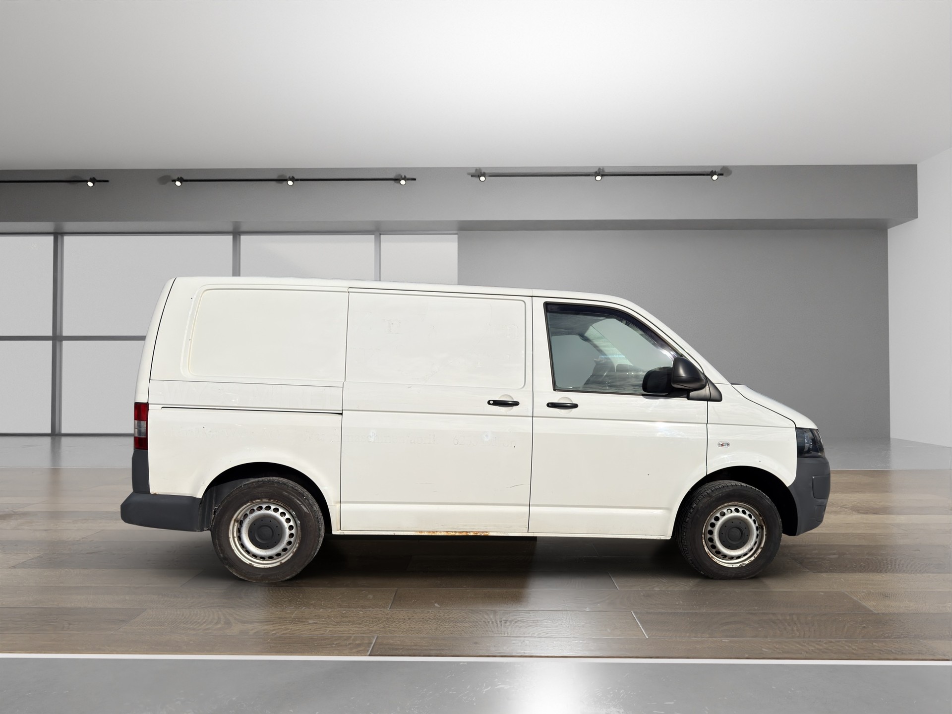 VW T5 2.0 TDI-image-2