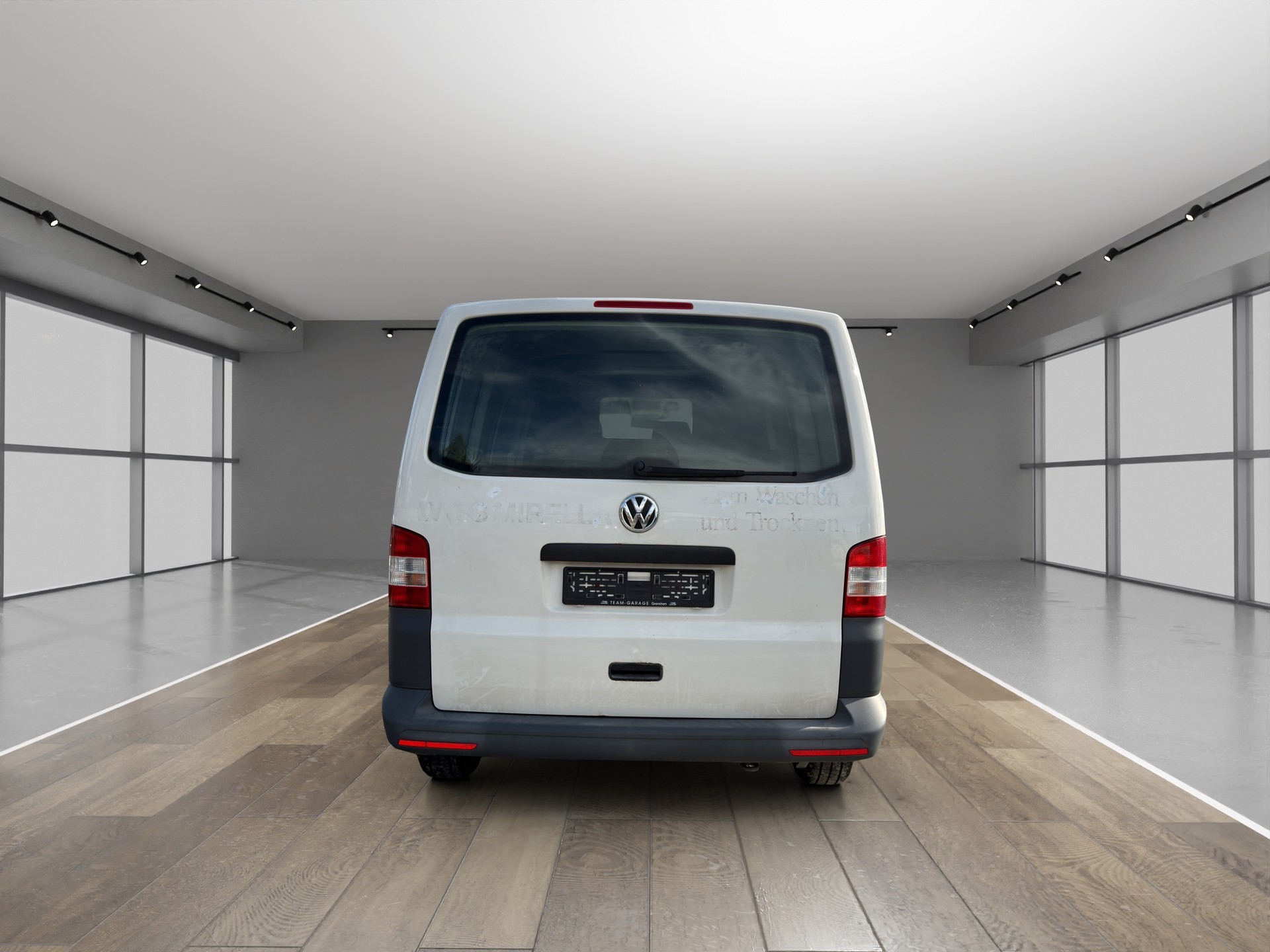 VW T5 2.0 TDI-image-4