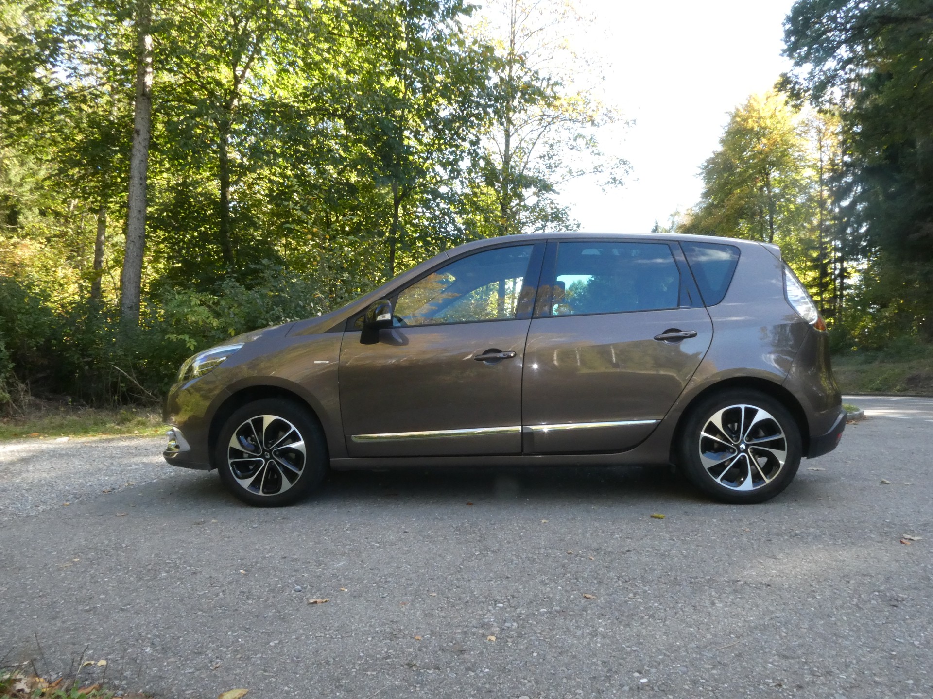 RENAULT Scénic 1.2 16V Turbo Limited-image-5