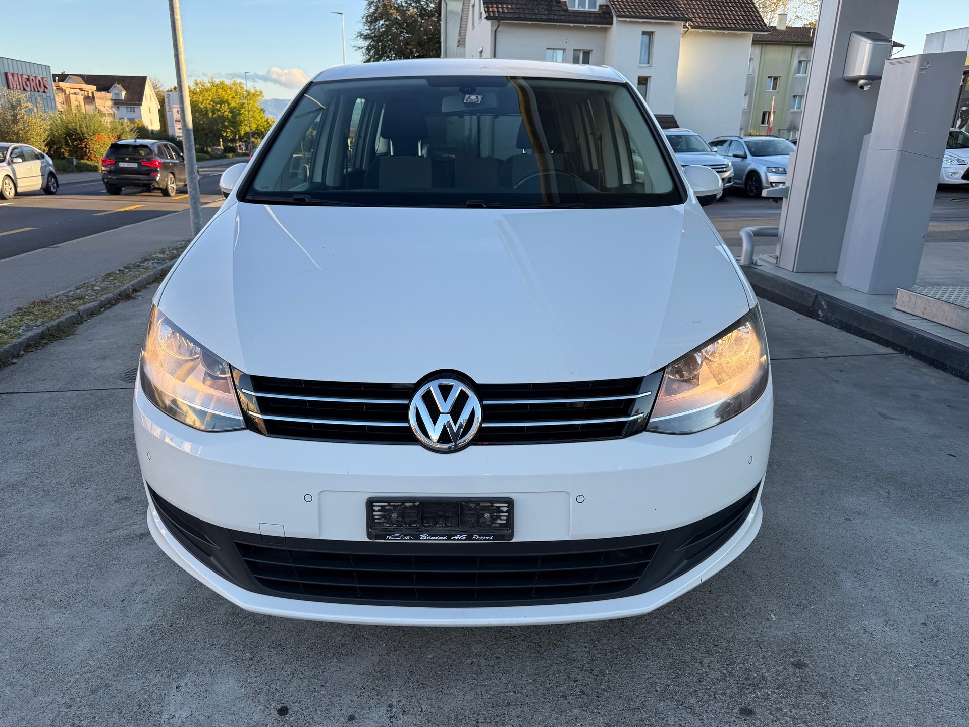 VW Sharan 2.0 TDI BMT Comfortline DSG-image-1