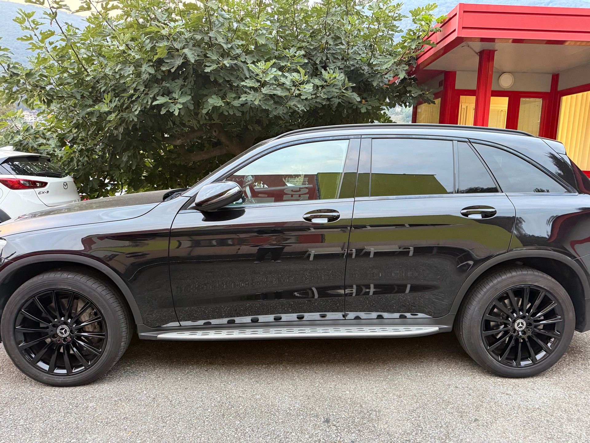 MERCEDES-BENZ GLC 250 d AMG Line 4Matic 9G-Tronic-image-1