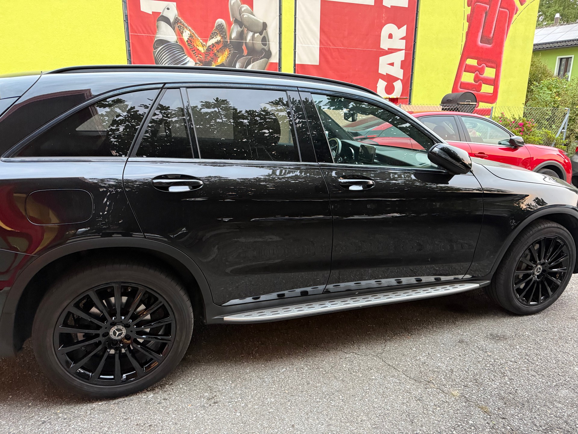 MERCEDES-BENZ GLC 250 d AMG Line 4Matic 9G-Tronic-image-2
