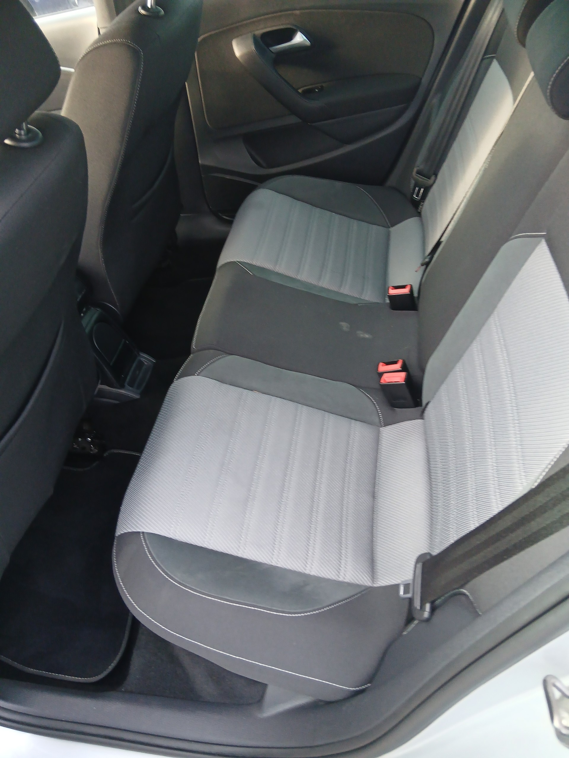 VW Polo 1.0 TSI BMT Highline DSG-image-12