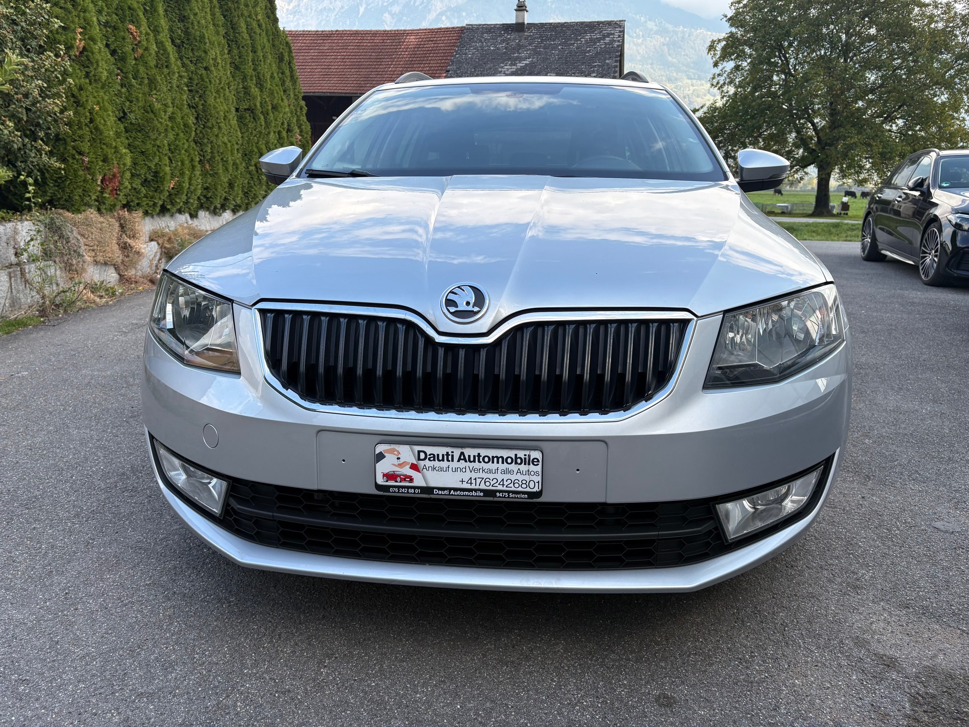 SKODA Octavia Combi 2.0 TDI Ambition 4x4-image-1