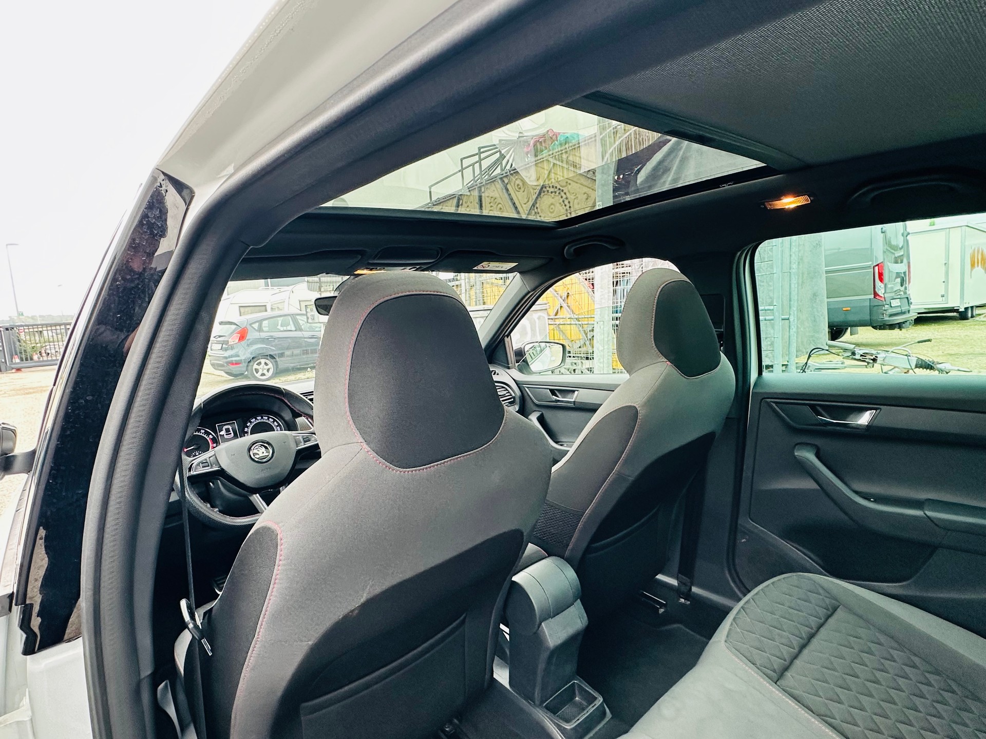 SKODA Fabia 1.0 MPI Monte Carlo-image-11