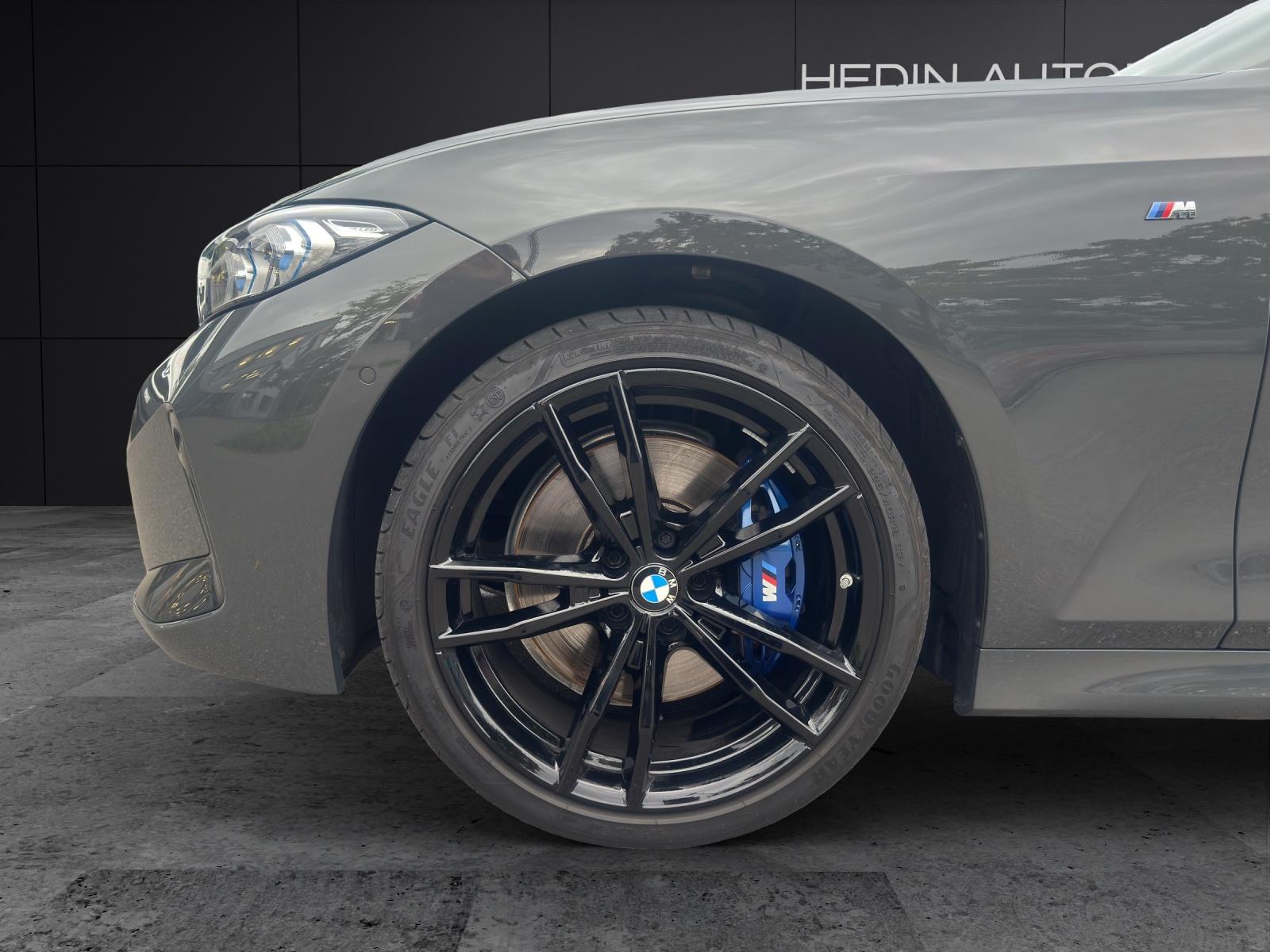 BMW M340i xDrive Touring-image-4