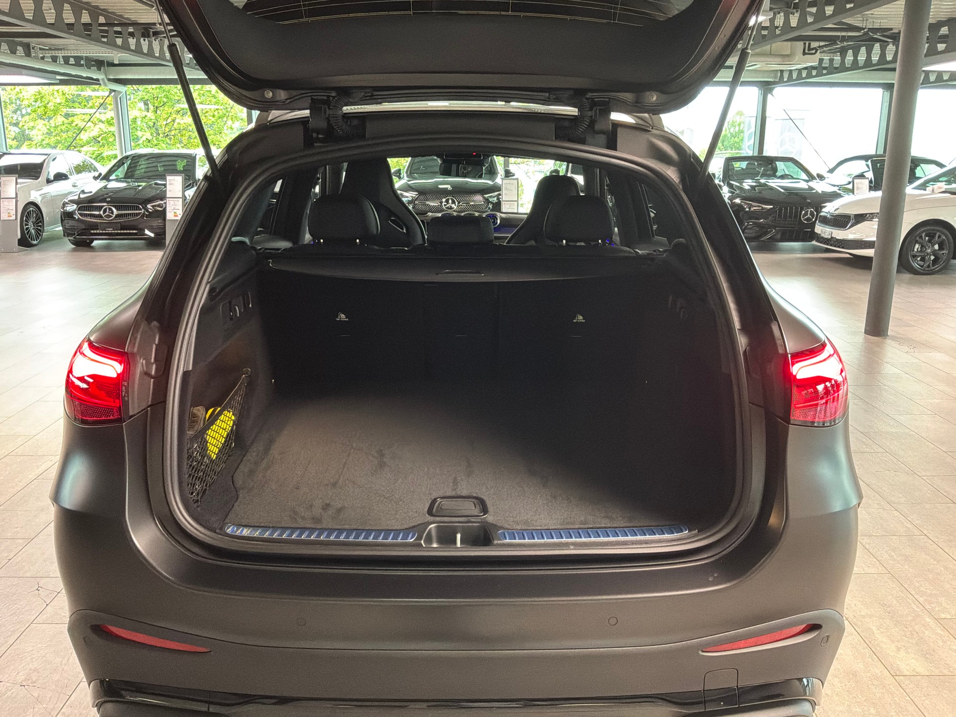 MERCEDES-BENZ GLC 53 AMG 4Matic+ 9G-Tronic-image-6