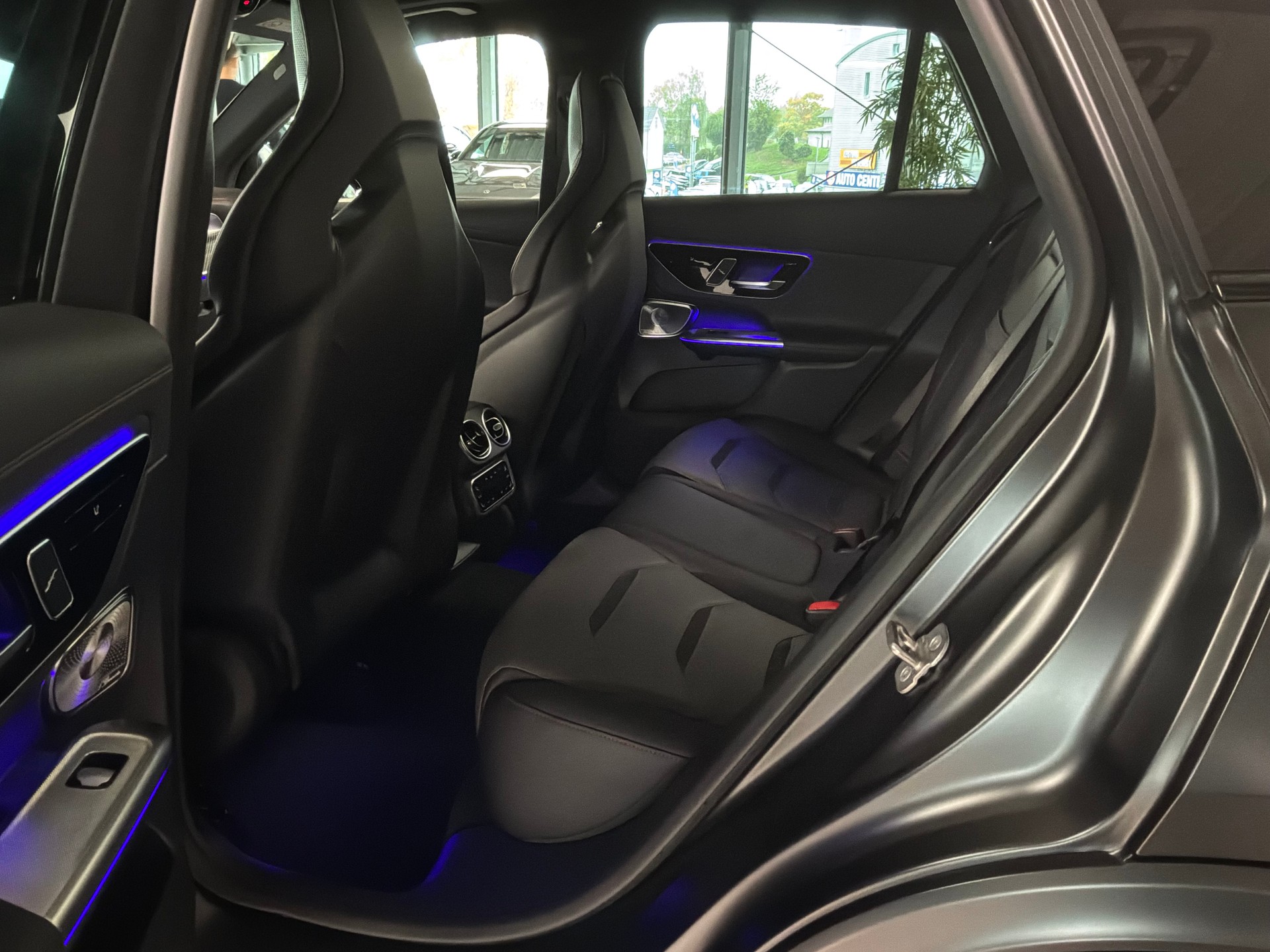 MERCEDES-BENZ GLC 53 AMG 4Matic+ 9G-Tronic-image-8