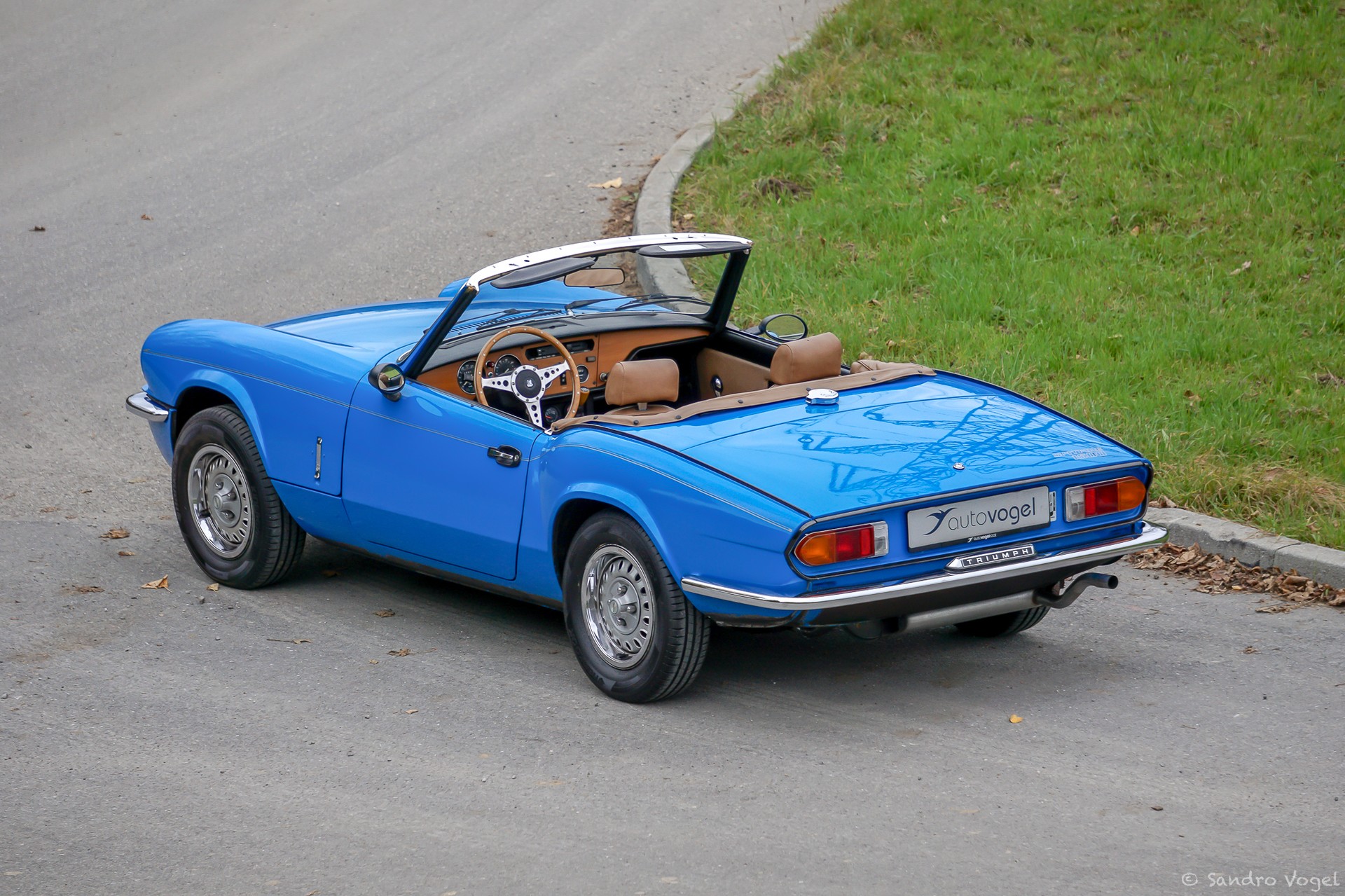 TRIUMPH Spitfire 1500-image-5