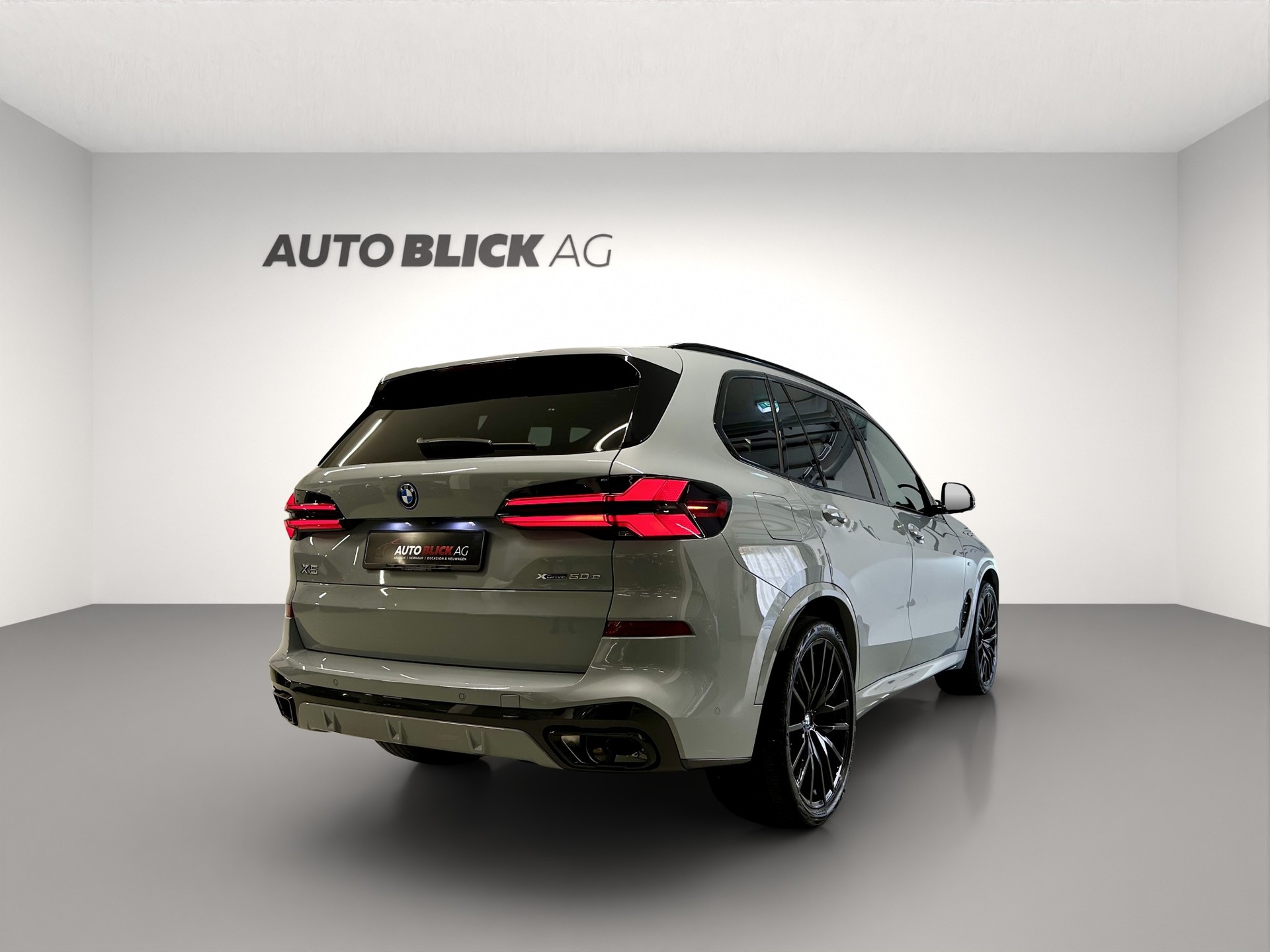 BMW X5 xDrive 50e M Sport Pro Steptronic-image-4