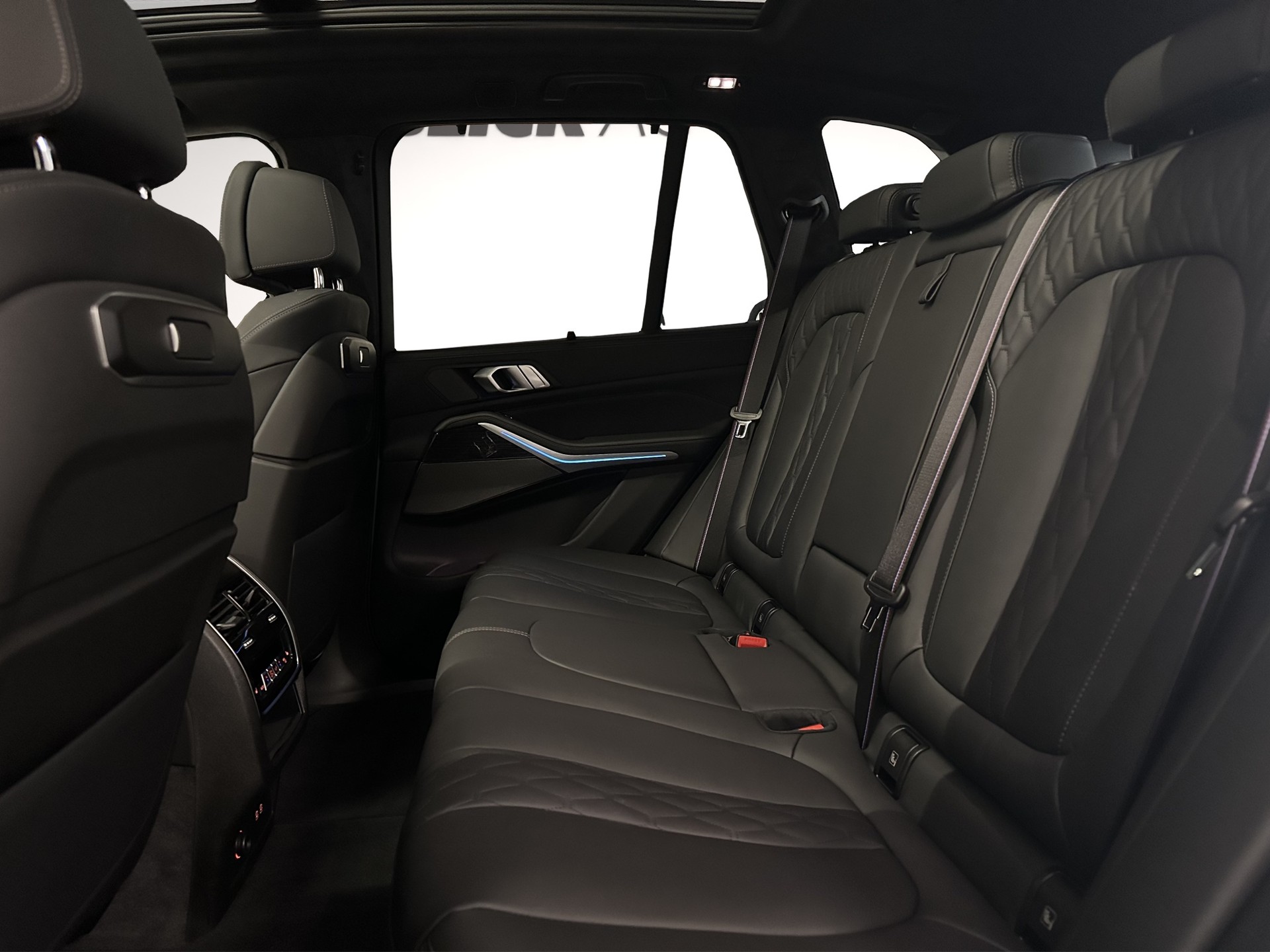 BMW X5 xDrive 50e M Sport Pro Steptronic-image-12