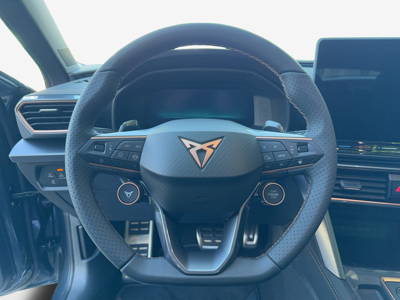 CUPRA LEON ST 1.5 eTSI DSG-image-9