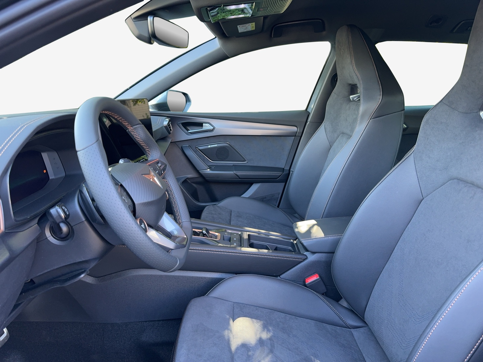 CUPRA LEON ST 1.5 eTSI DSG-image-7