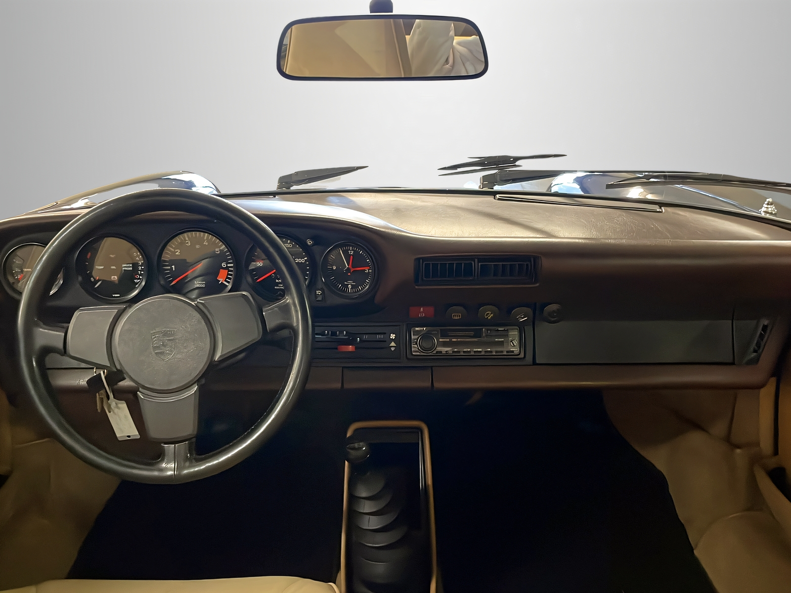 PORSCHE 911 SC-image-8