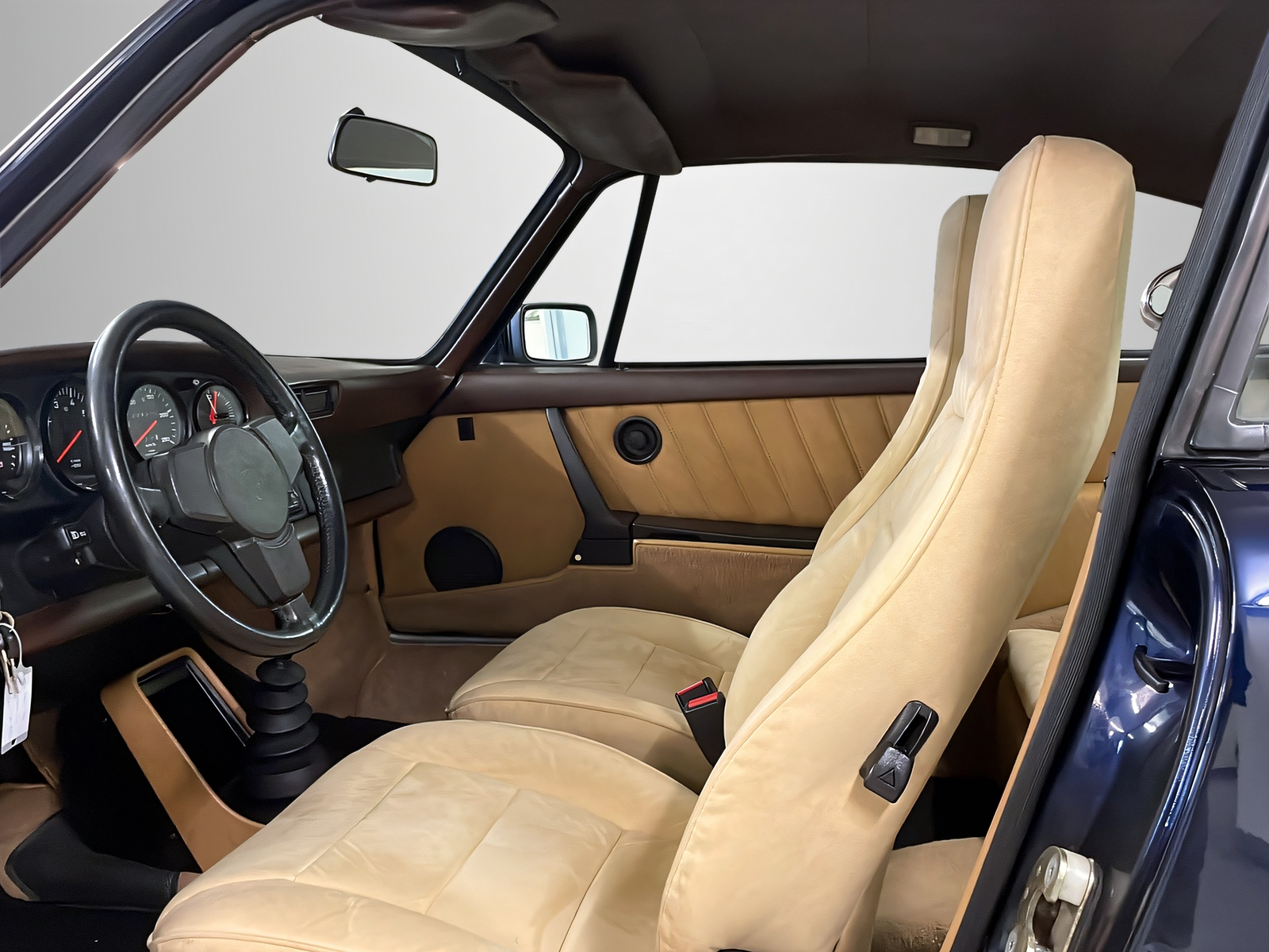PORSCHE 911 SC-image-6