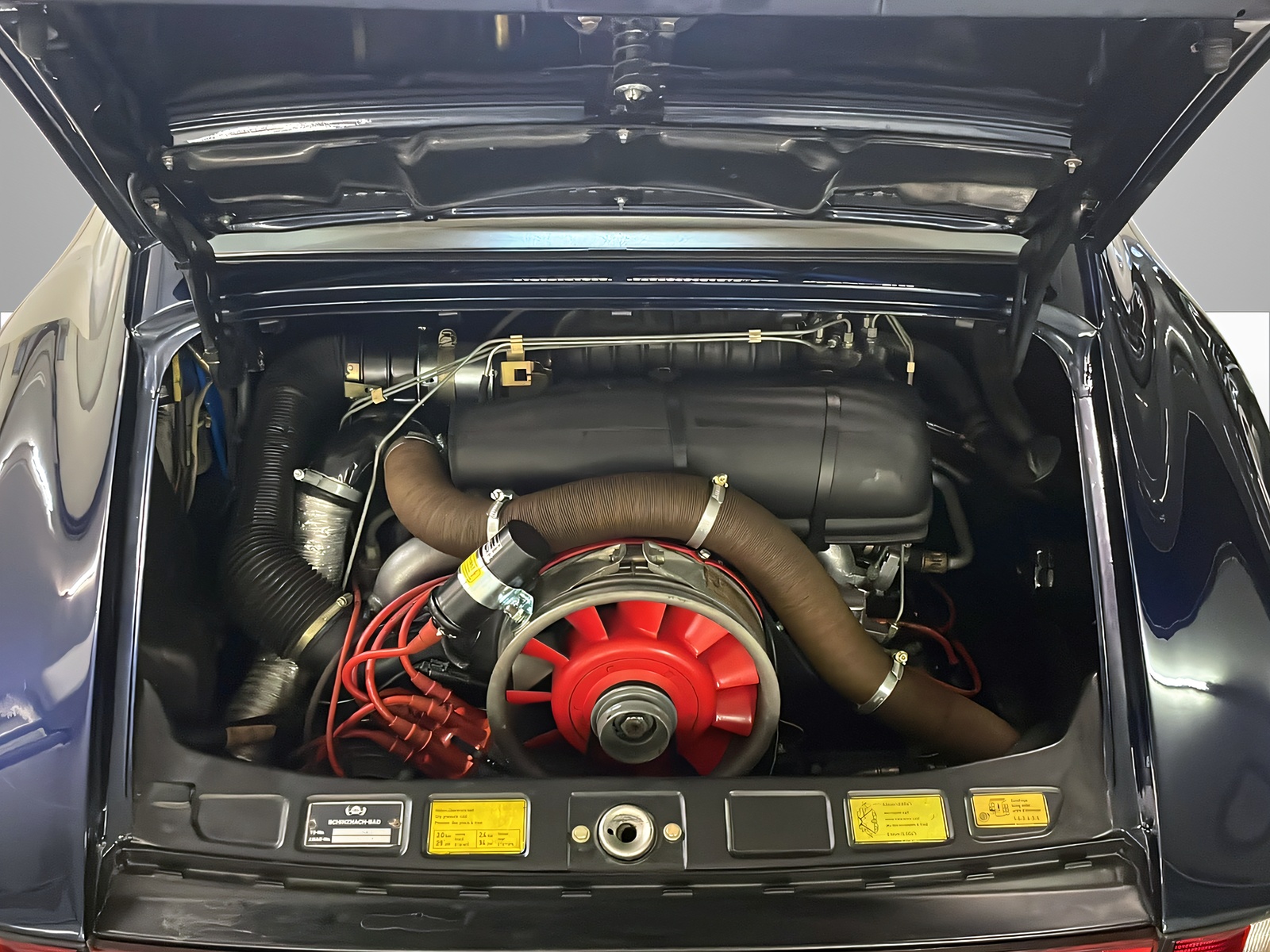 PORSCHE 911 SC-image-9