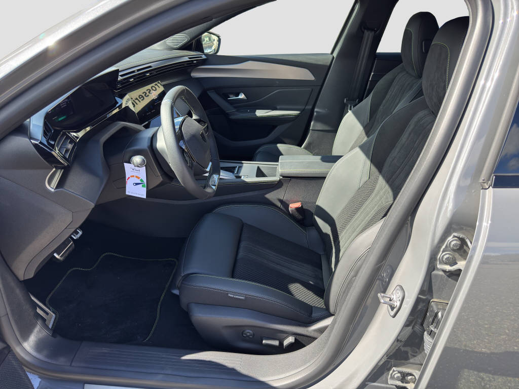 PEUGEOT 308 e-GT-image-8