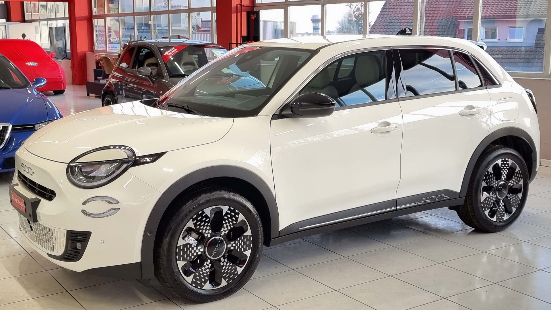 FIAT 600 1.2 Hybrid 110 La Prima-image-1