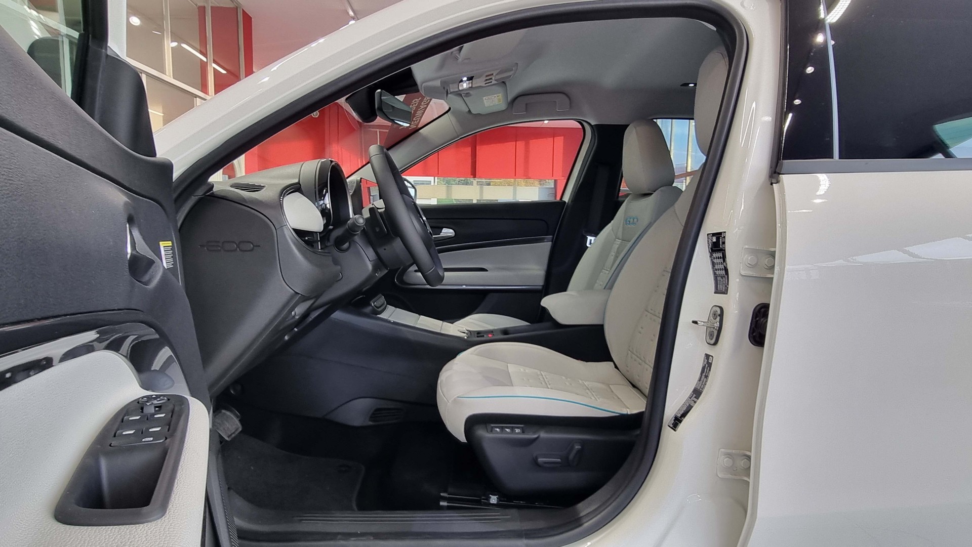 FIAT 600 1.2 Hybrid 110 La Prima-image-12