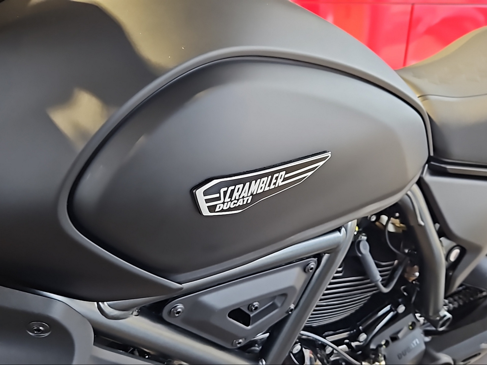 DUCATI Icon Dark ABS-image-13