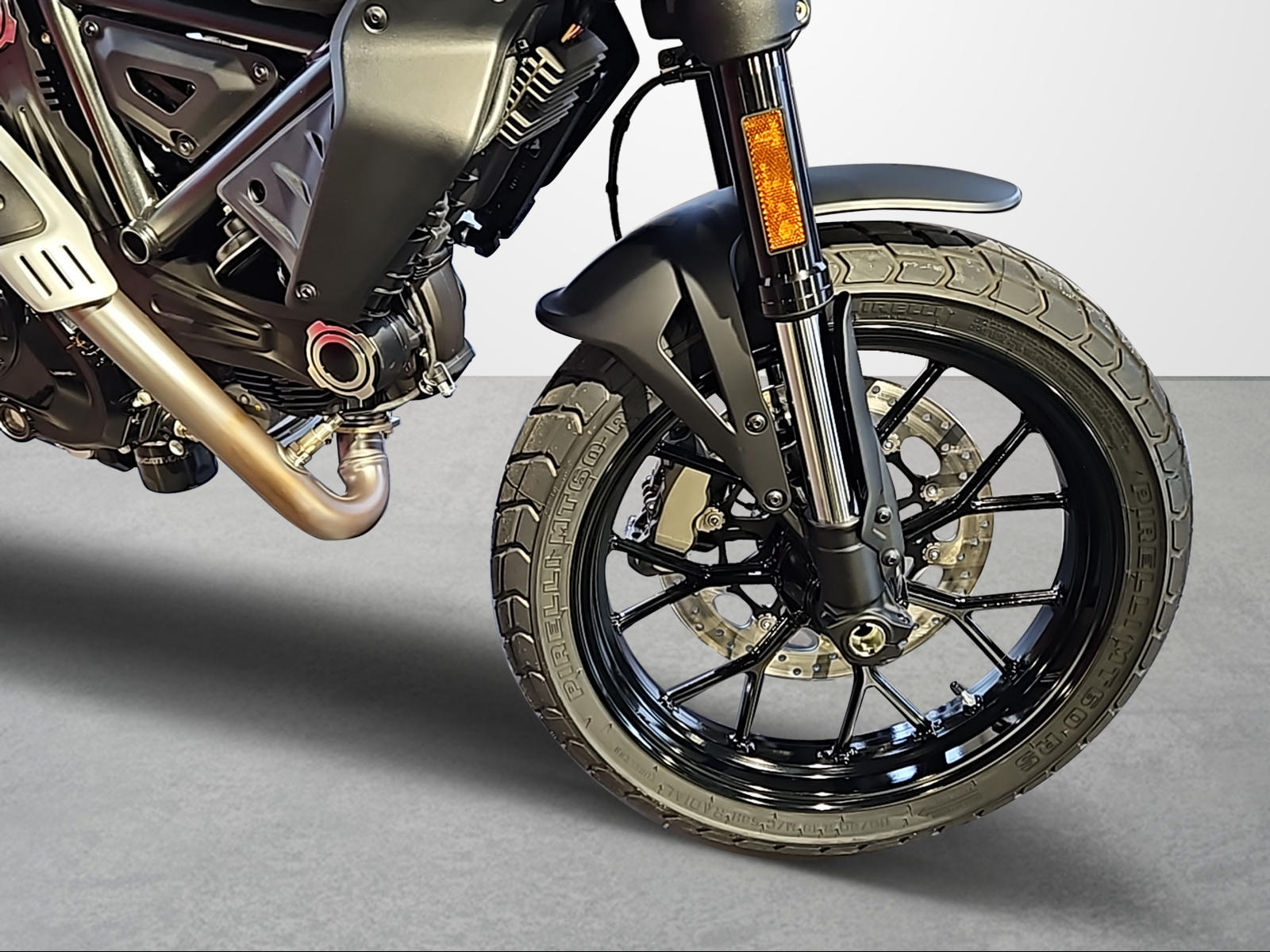 DUCATI Icon Dark ABS-image-9