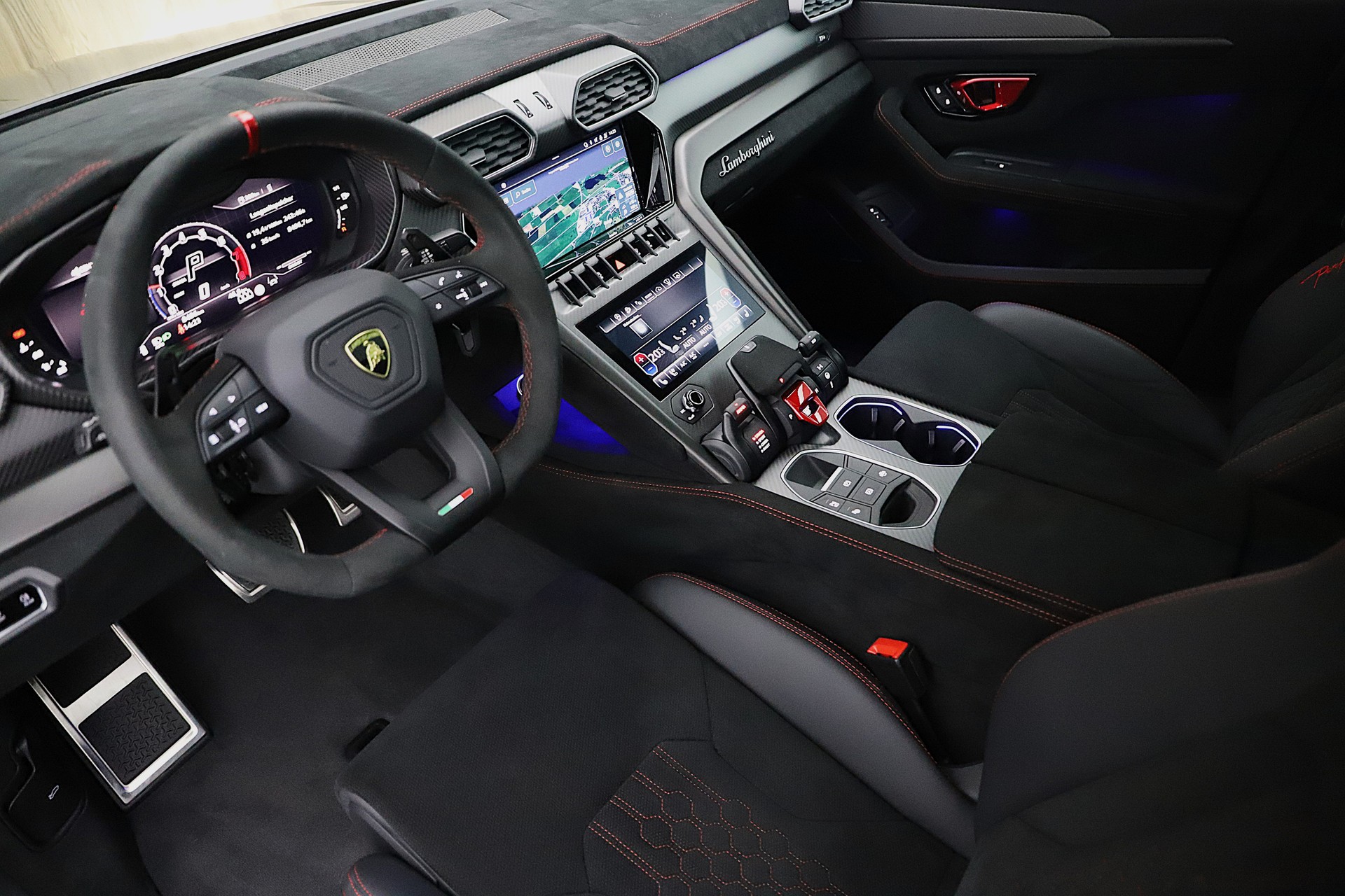 LAMBORGHINI Urus E-Gear Performante-image-5