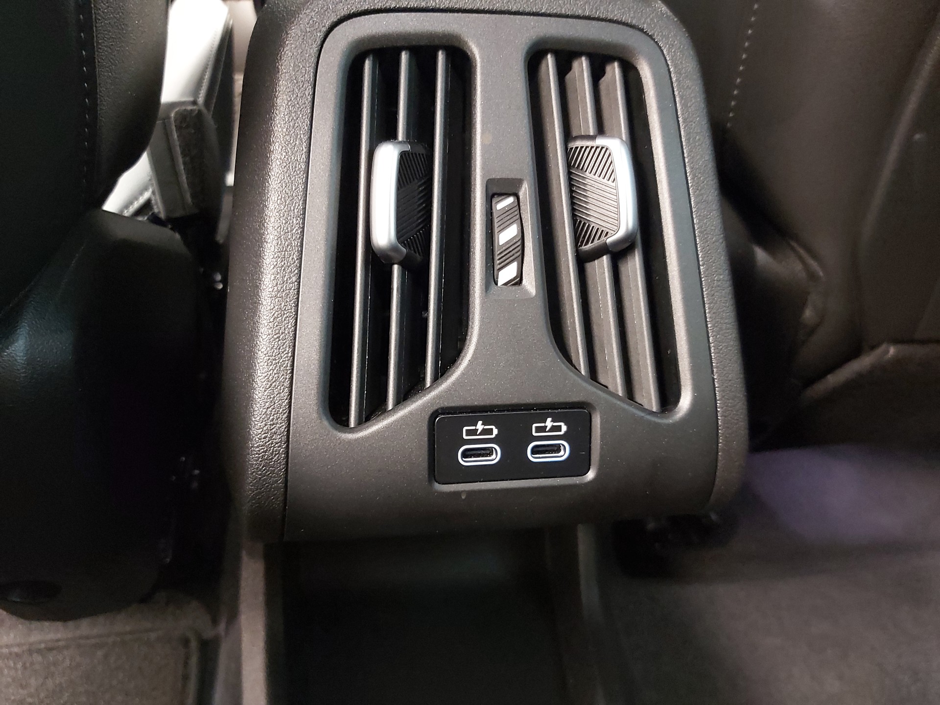 BMW 230e xDr. Act. T. M Sport-image-20