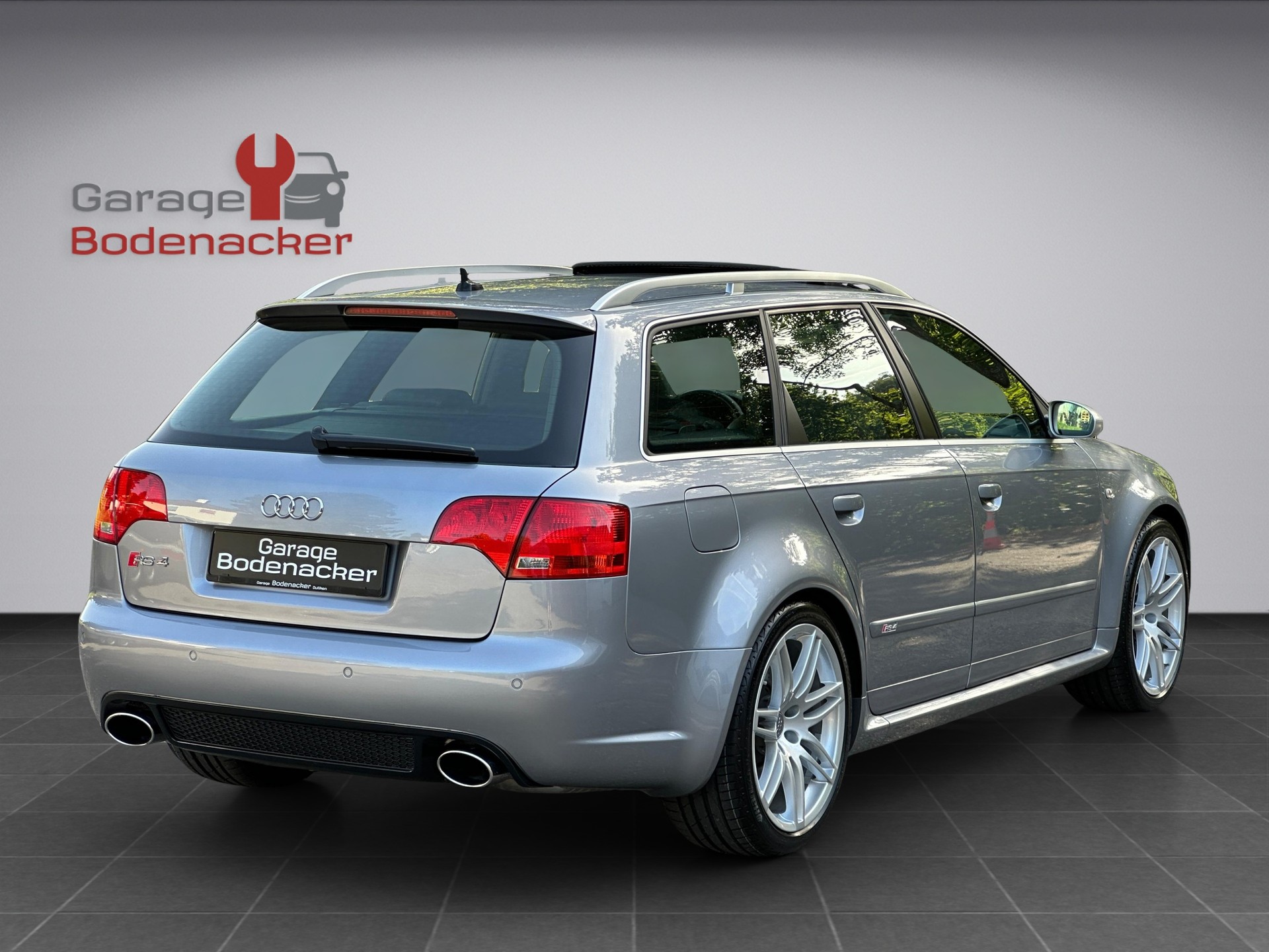 AUDI RS4 Avant 4.2 V8 B7 quattro-image-3