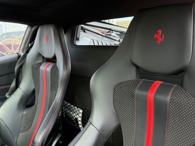 FERRARI F8 Tributo-image-15