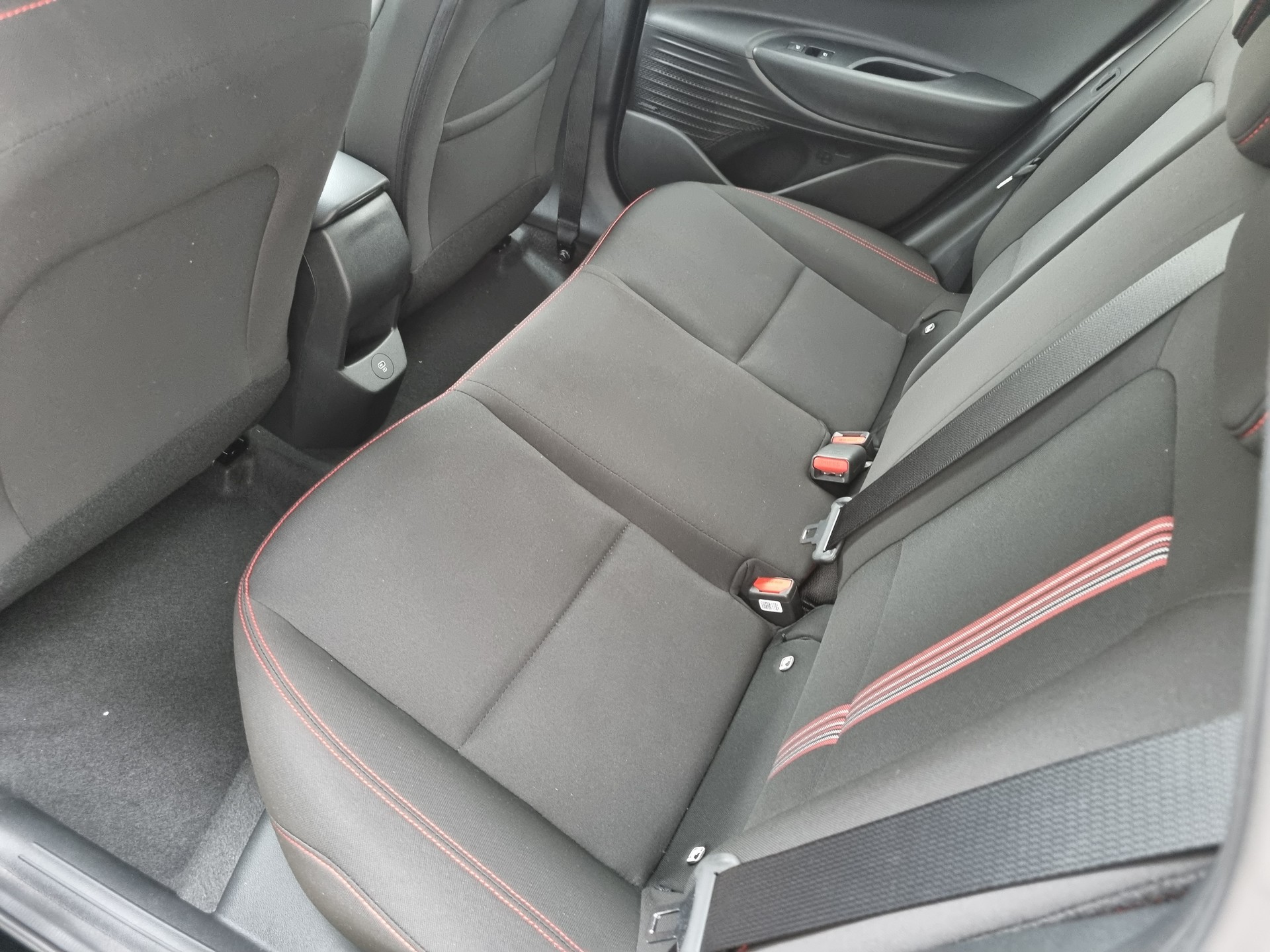HYUNDAI i20 1.0 T-GDi N-Line DCT-image-8
