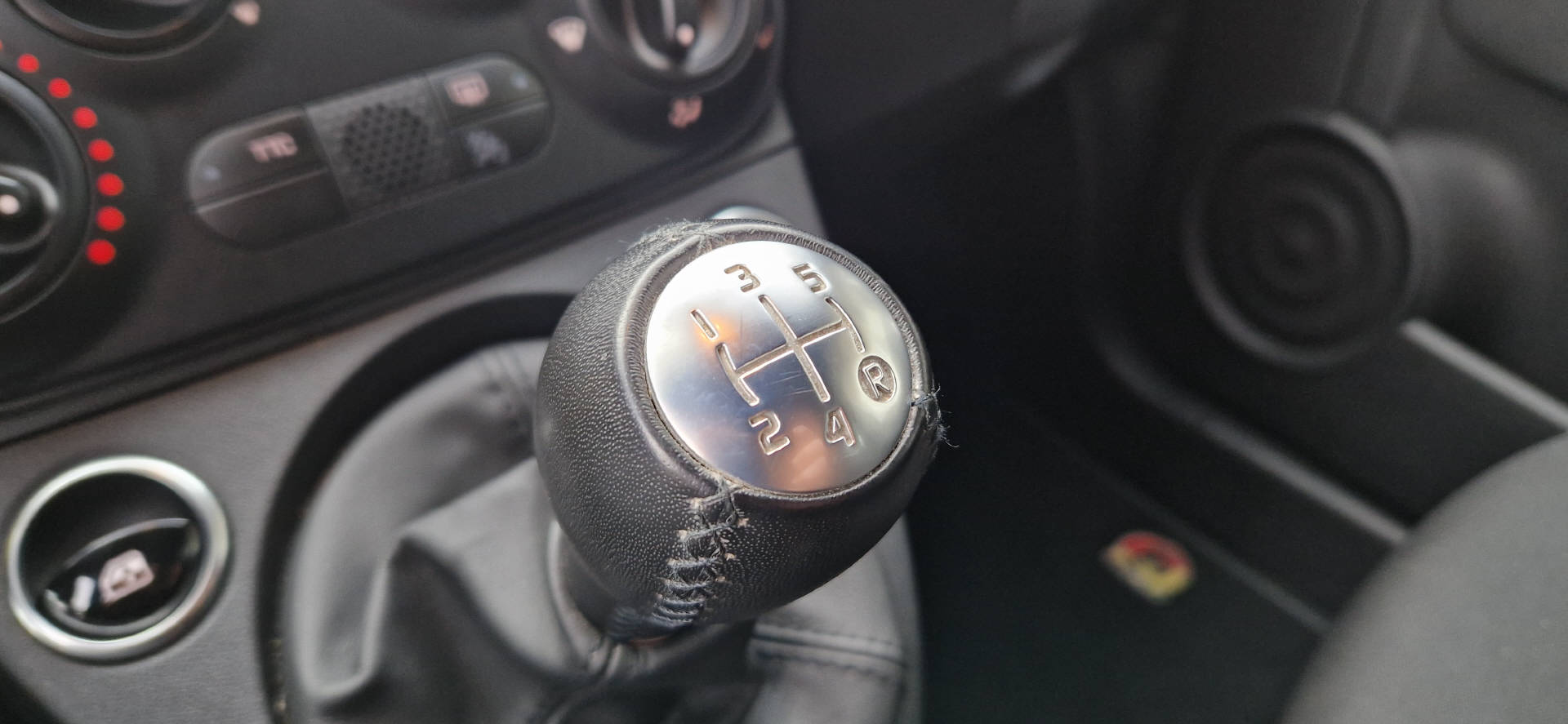 FIAT 595 C Abarth 1.4 T-Jet 145-image-7