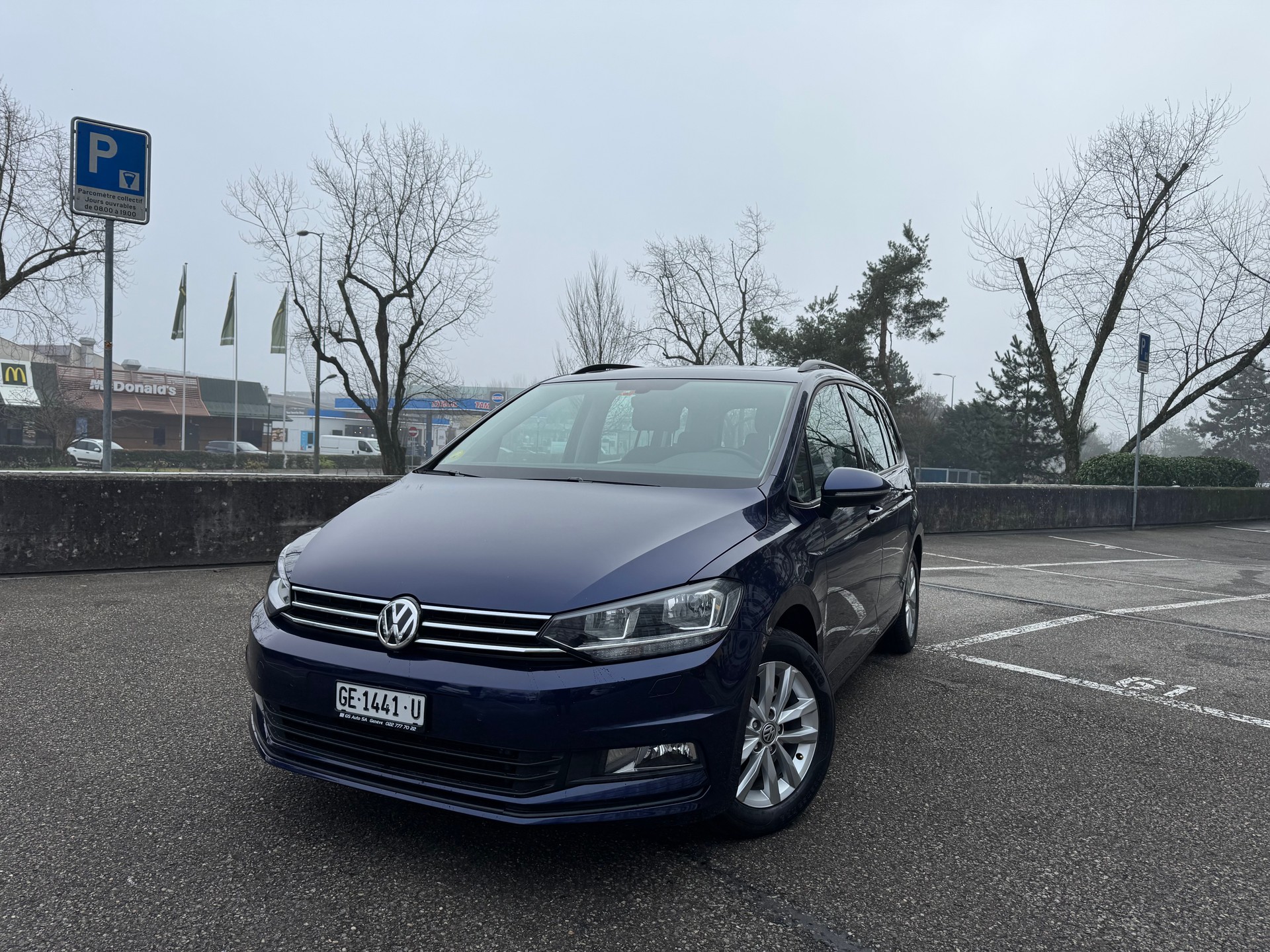 VW Touran 2.0 TDI BlueMotion Technology Comfortline DSG-image-0