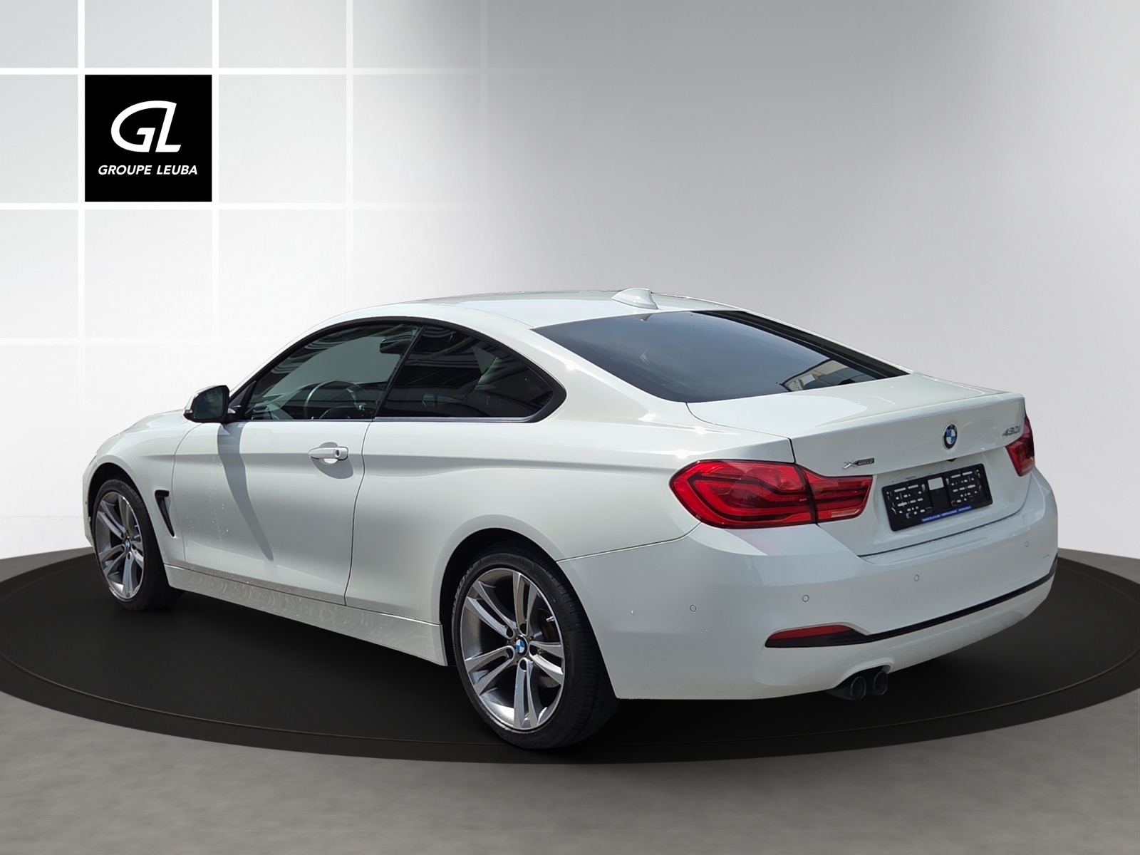 BMW 430i Coupé xDrive Sport Line Steptronic-image-4