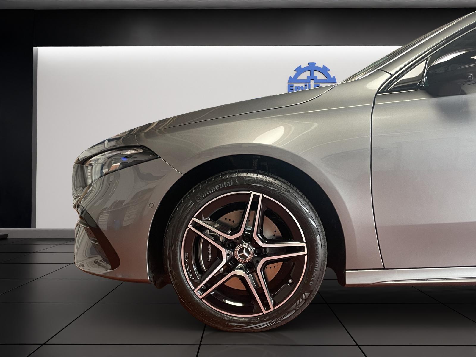 MERCEDES-BENZ A 250 e EQ Star AMG Line-image-9