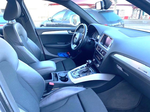 AUDI Q5 2.0 TFSI quattro T-Tronic-image-8