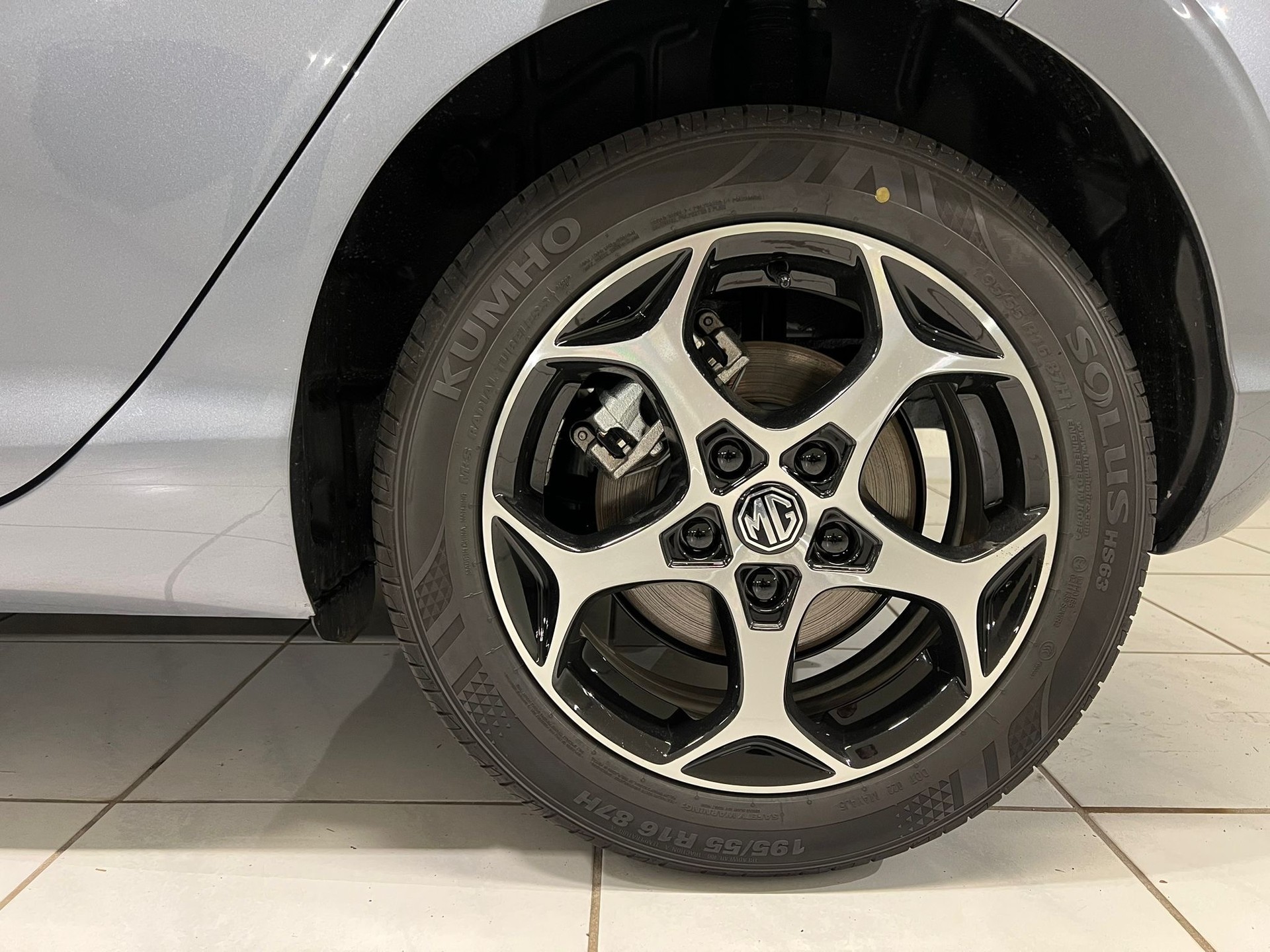 MG 3 1.5 Hybrid Luxury Aut.-image-6