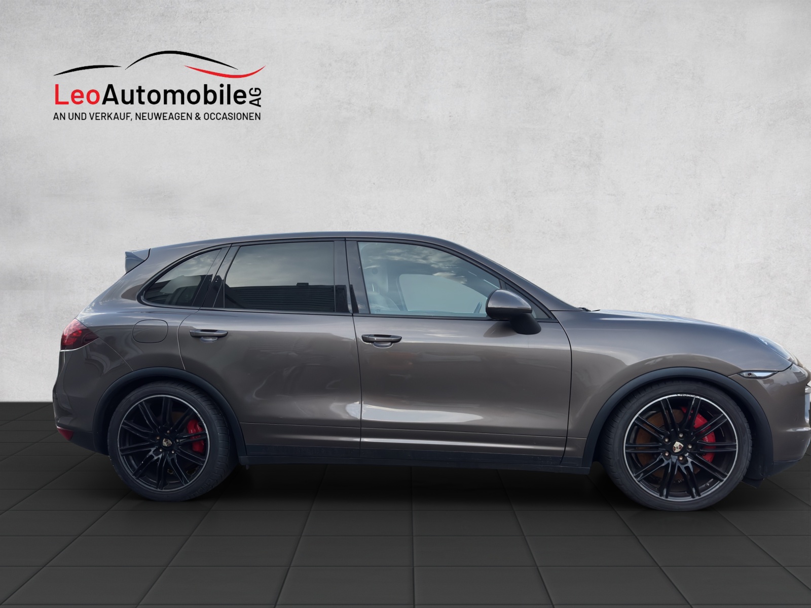 PORSCHE Turbo-image-5
