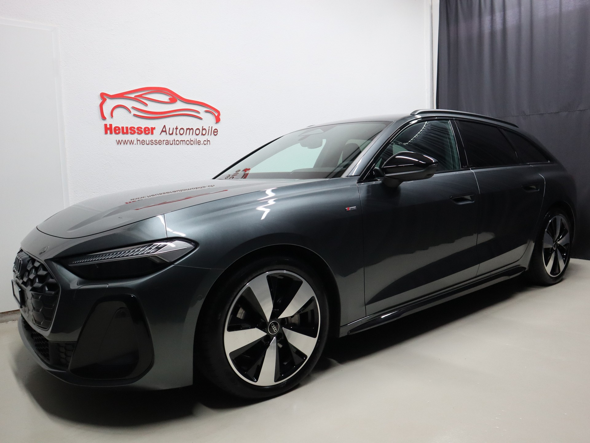 AUDI A5 Avant 2.0 TFSI S tronic S Line Edition - Navi - MMI Beifahrerdisplay - Matrix LED - Keyless - 360° Kamera - 204 PS-image-1