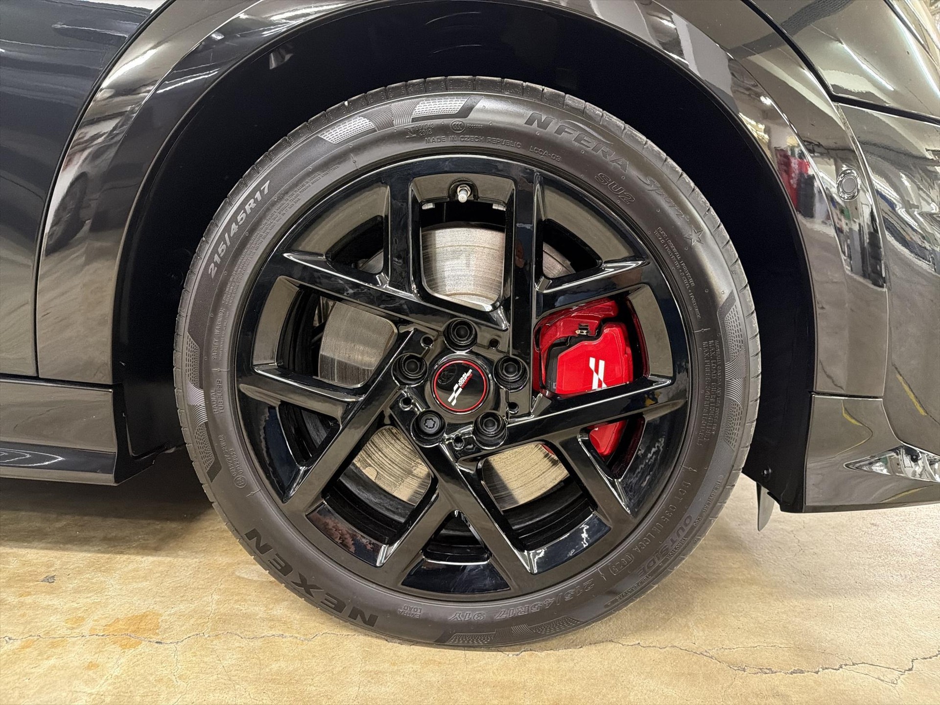 MINI John Cooper Works Cabrio-image-7