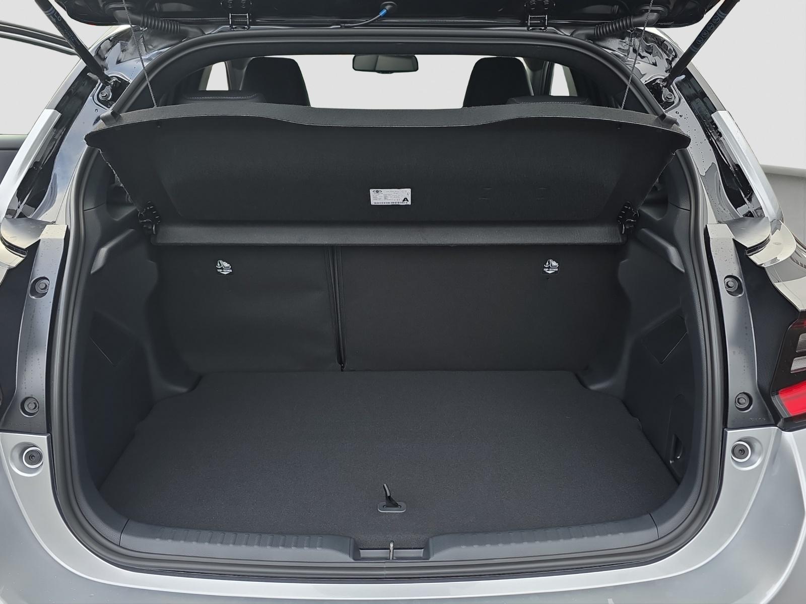 TOYOTA Yaris 1.5 VVT-i HSD Premium-image-11